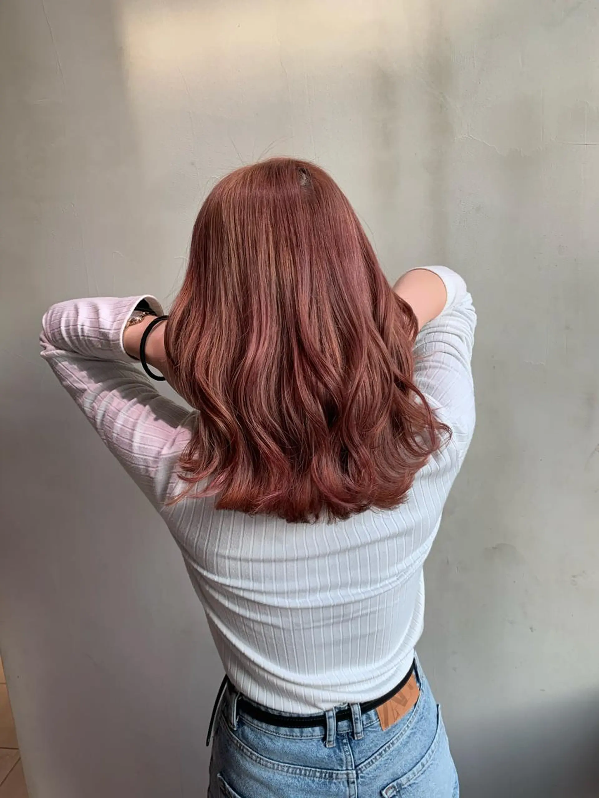 ミディアム yui .のヘアスタイル