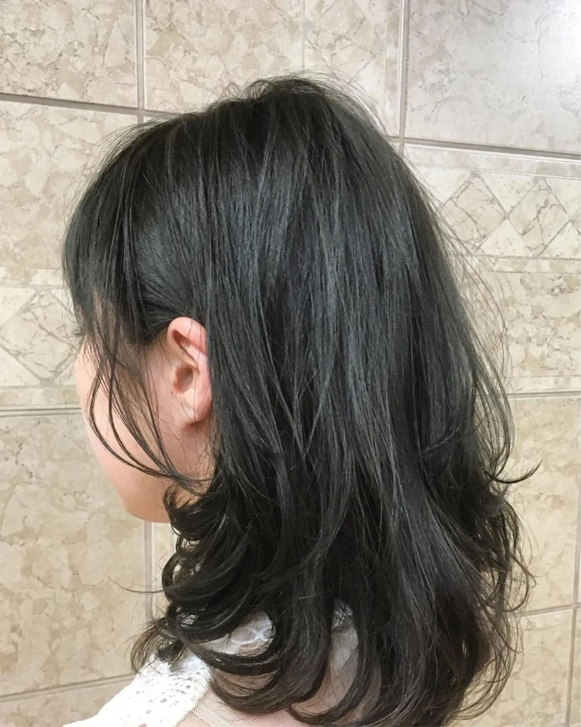 ミディアム カラー カット ヘアカラー トリートメント 菅村 勇亮のヘアスタイル