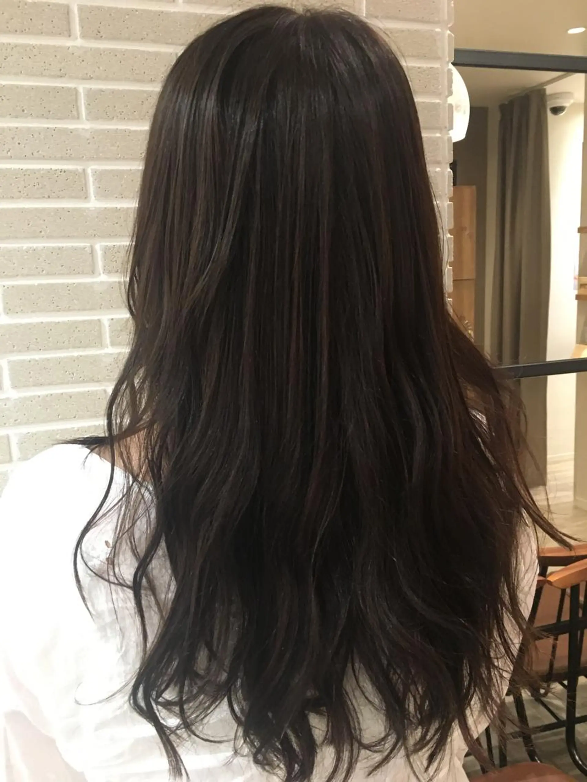 ロング カラー パーマ ウルフカット／吉村 桃子のヘアスタイル