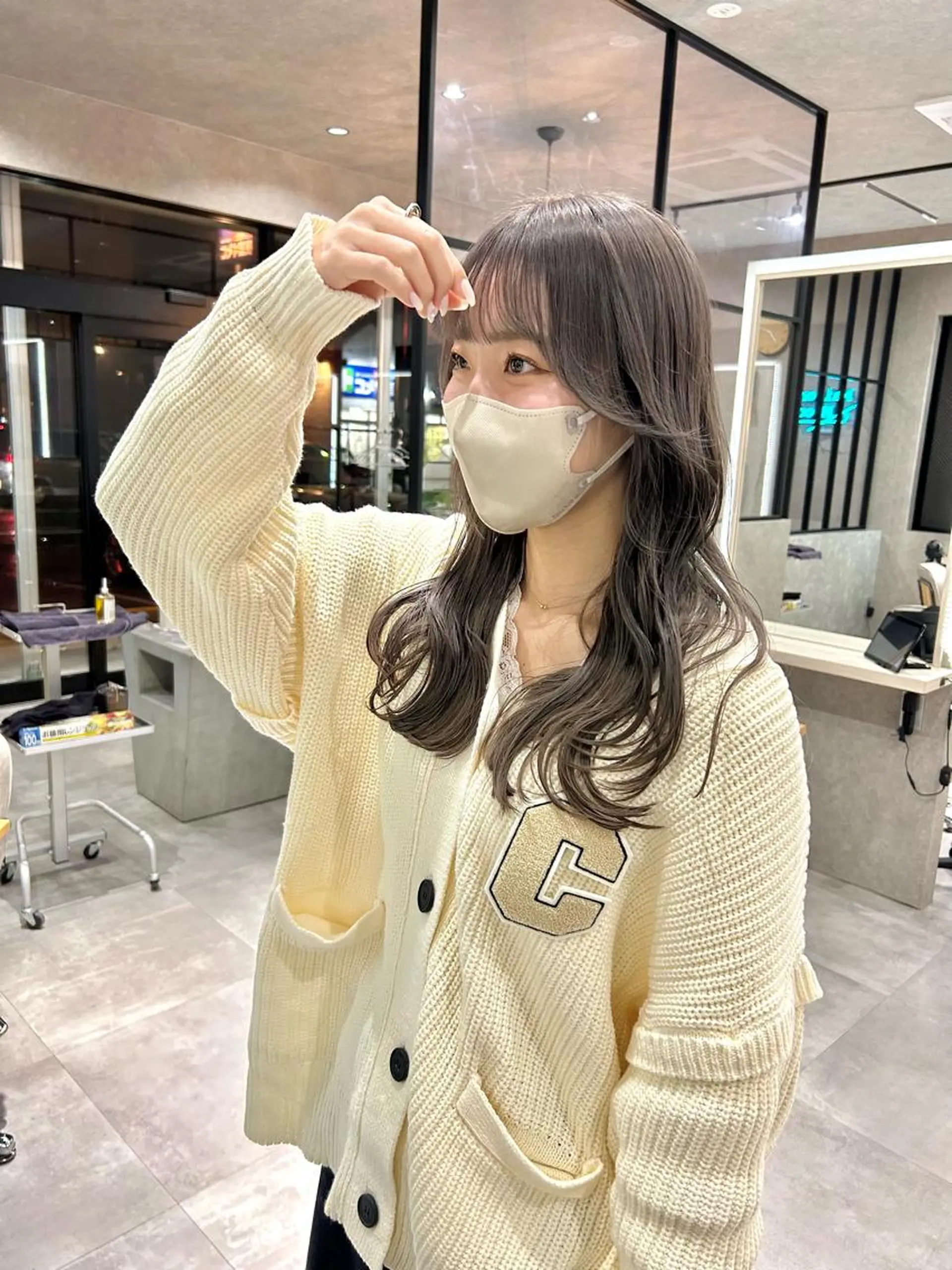 ロング カラー カット ヘアカラー トリートメント 一ノ瀬 暁のヘアスタイル