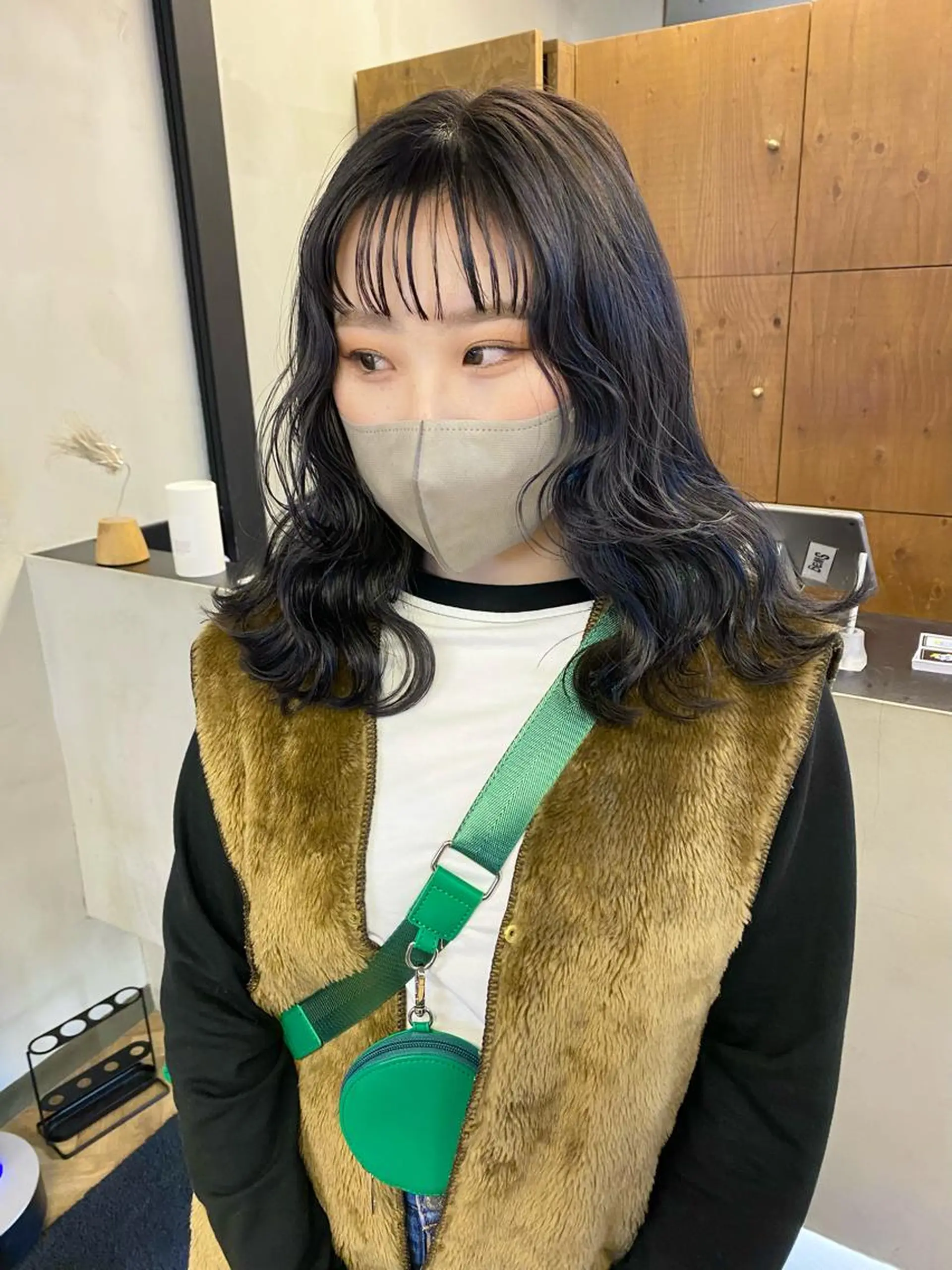 セミロング カラー パーマ ヘアアレンジ 髪と音処　マトぺ所属・デザインカラー/ボブ ブリーチカラー/ユリのヘアスタイル