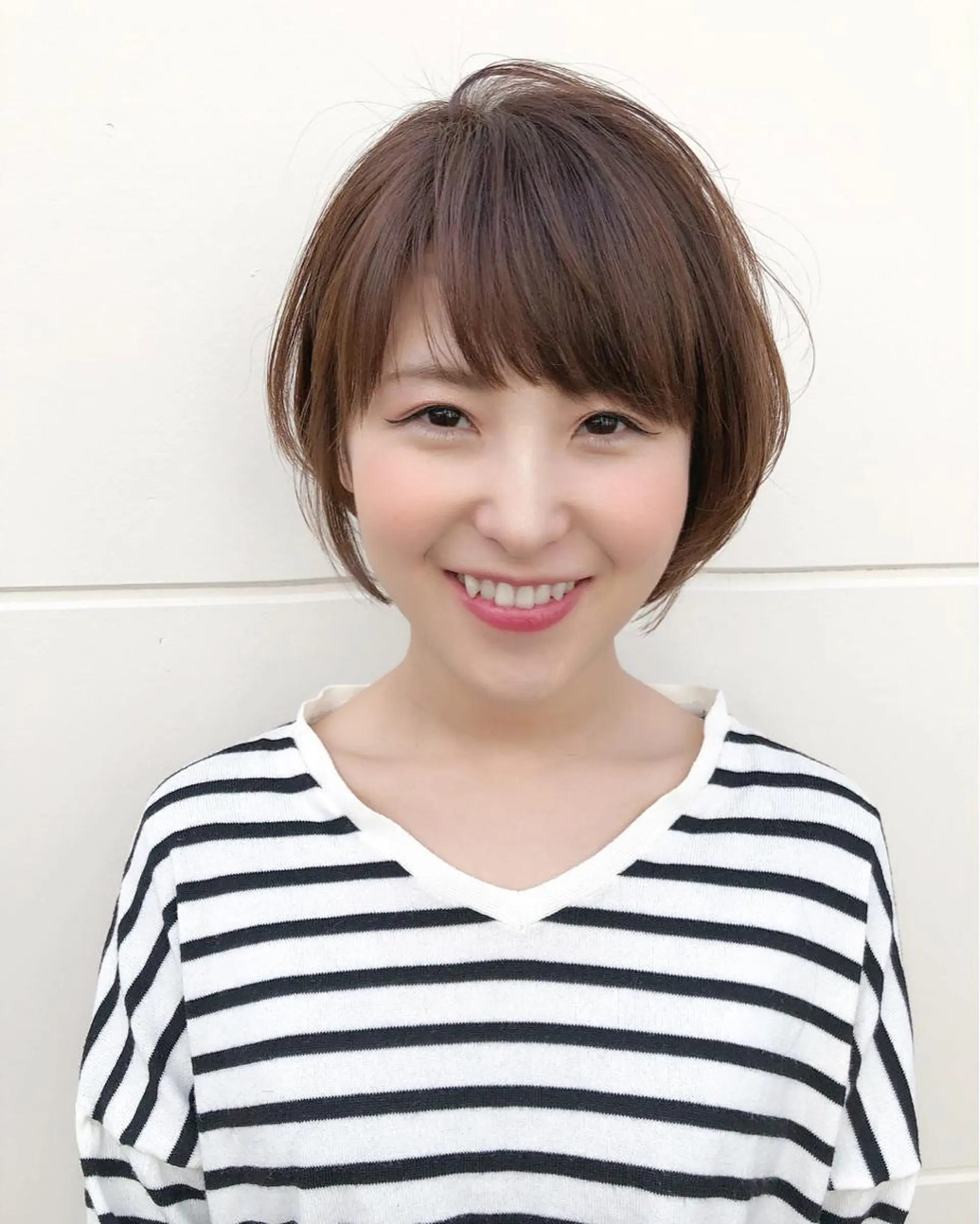 ショート カラー ショートヘア 小顔カット 榎園 由美のヘアスタイル