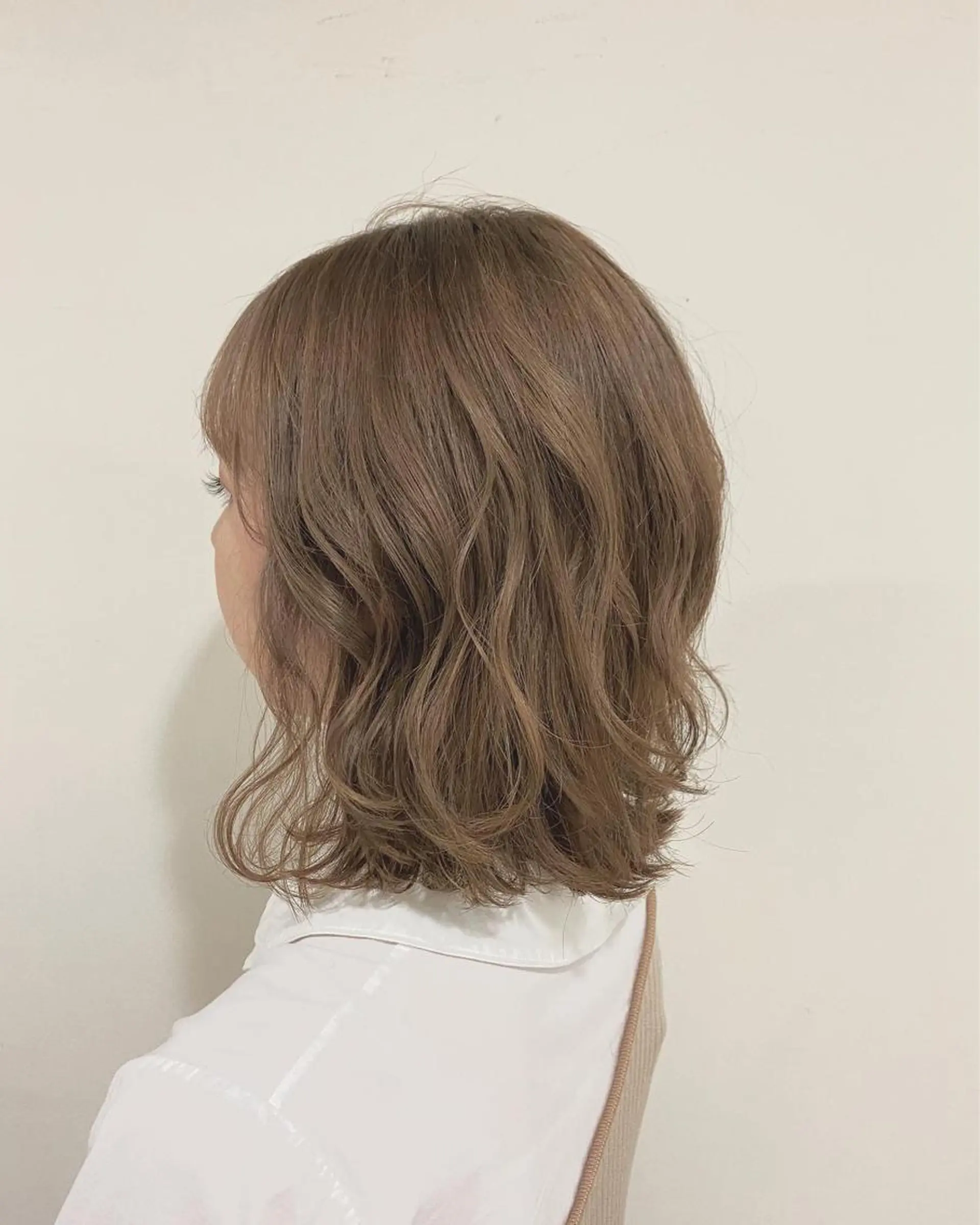 ミディアム カラー ベージュカラー LaBless梅田 🎀坂本リオのヘアスタイル