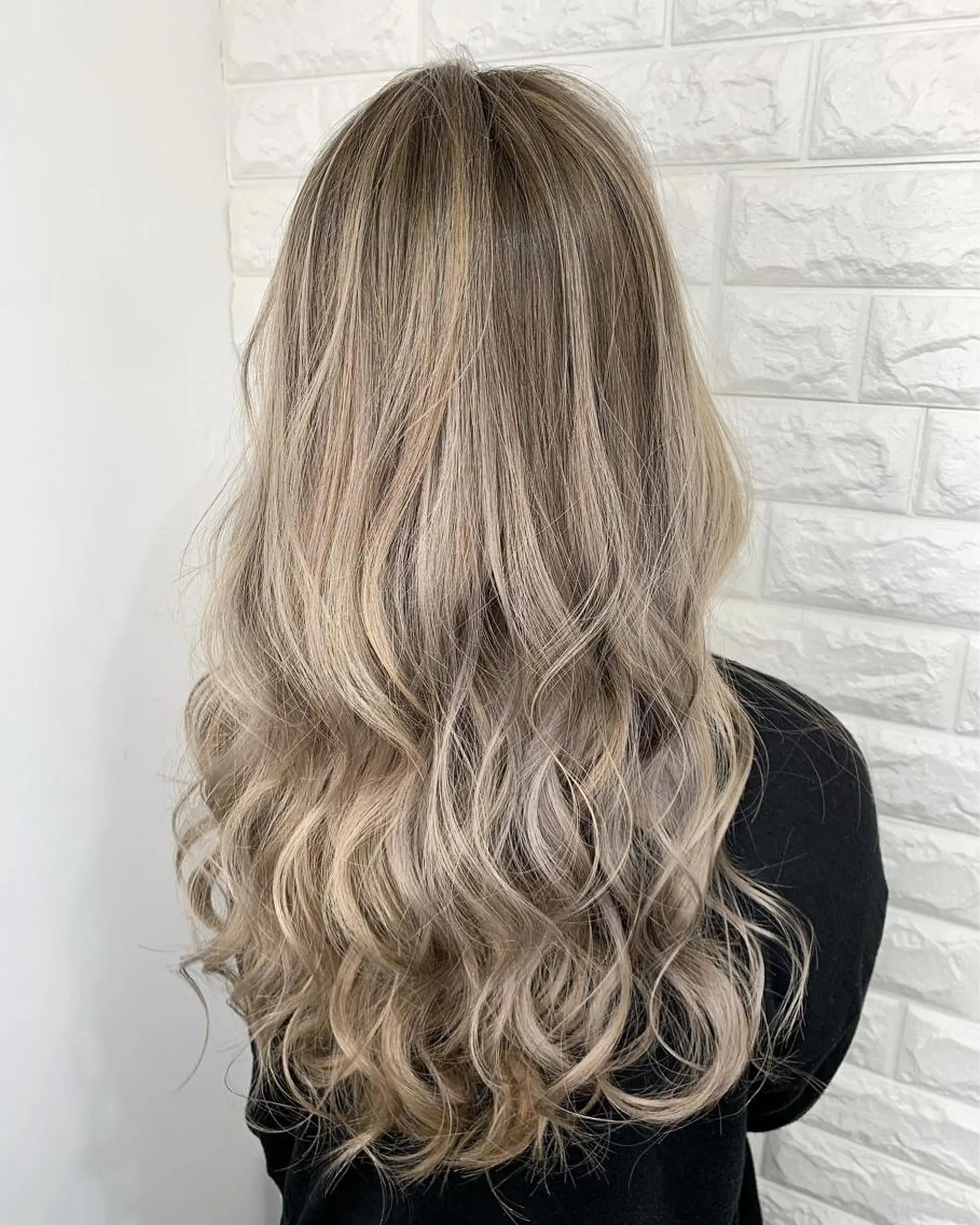 ロング プルエクステ エクステ ハイライト 髪質改善 韓国風ヘア カット ヘアカラー トリートメント エクステ プルエクステ◆ Fi-Ne吉祥寺のヘアスタイル