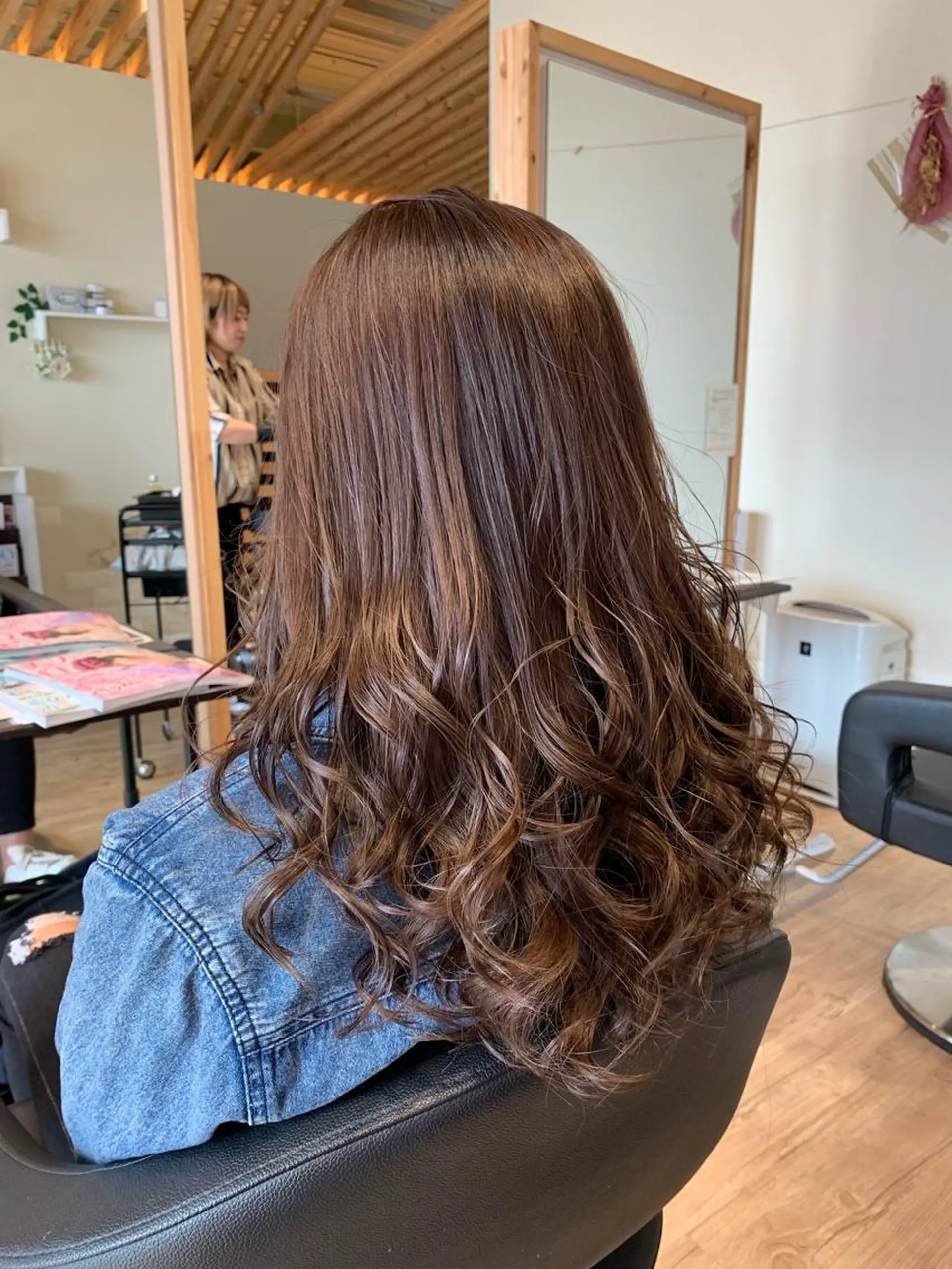 ロング カラー 関口 友行のヘアスタイル