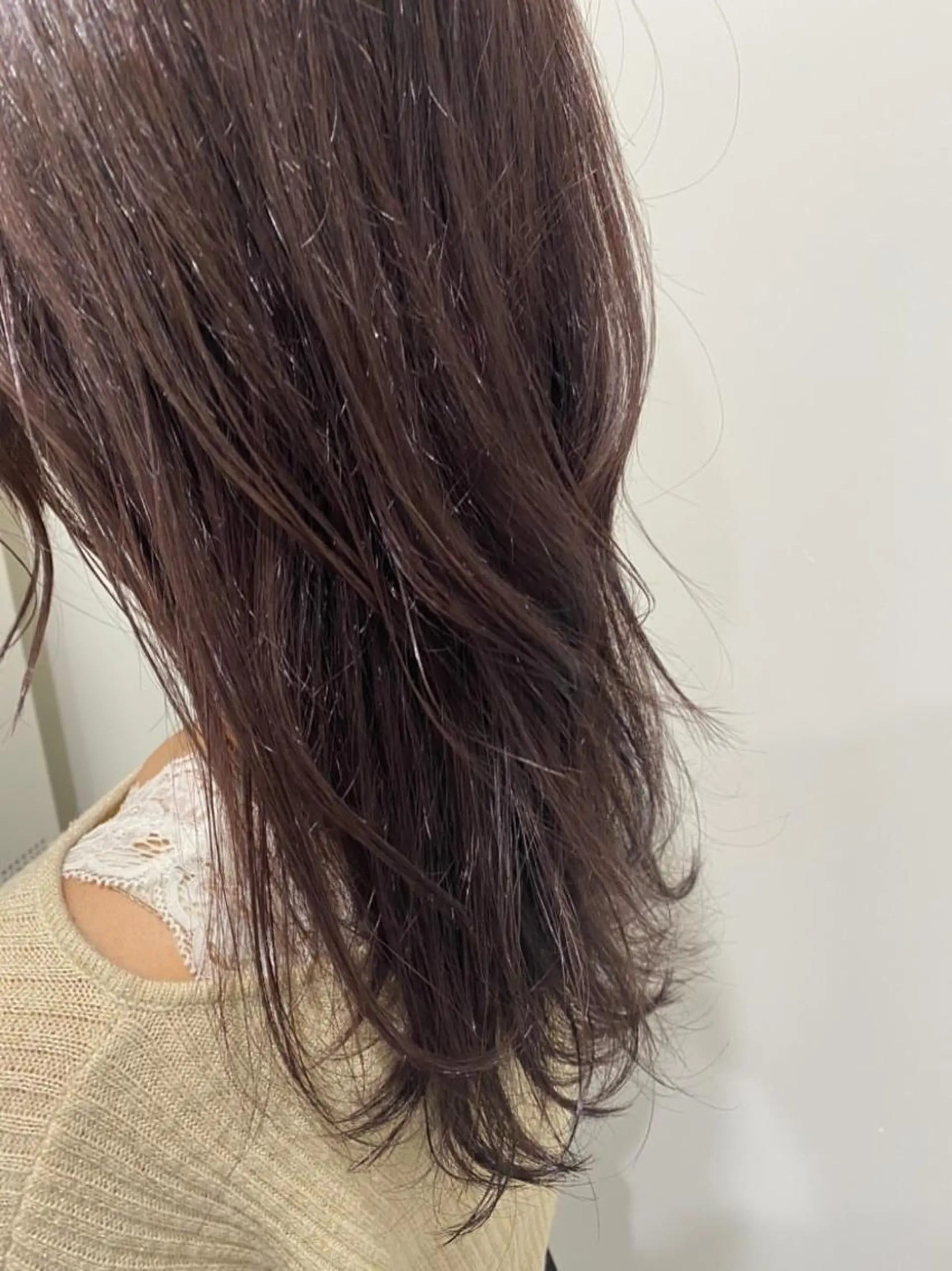 セミロング カラー パーマ ヘアアレンジ ネイル マツエク・マツパ 韓国風ベージュ🤎 赤みなし🌿横浜🤎のヘアスタイル
