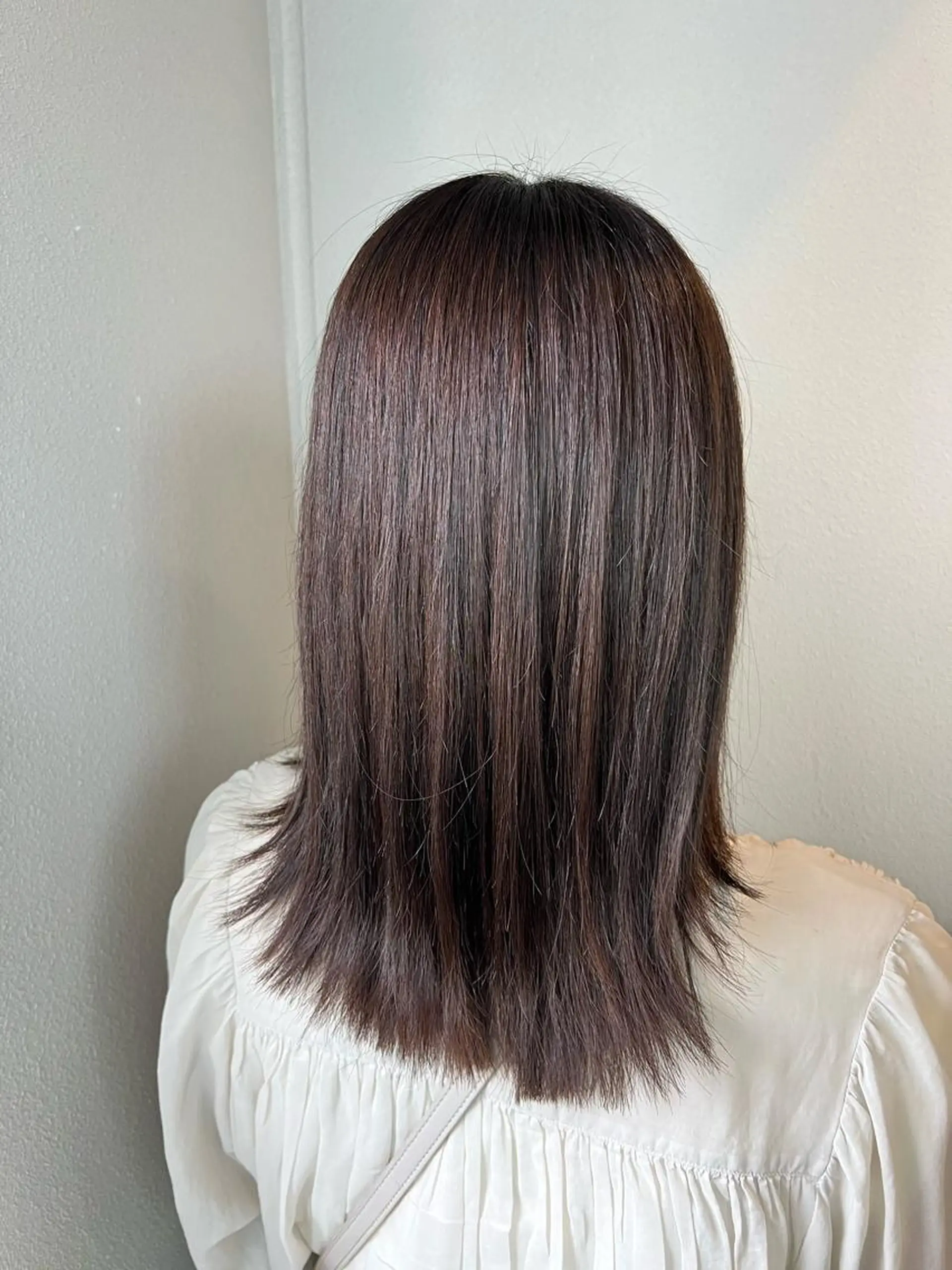 セミロング カット 縮毛矯正 トリートメント 大宮縮毛矯正の達人 髪質改善/レイヤーのヘアスタイル