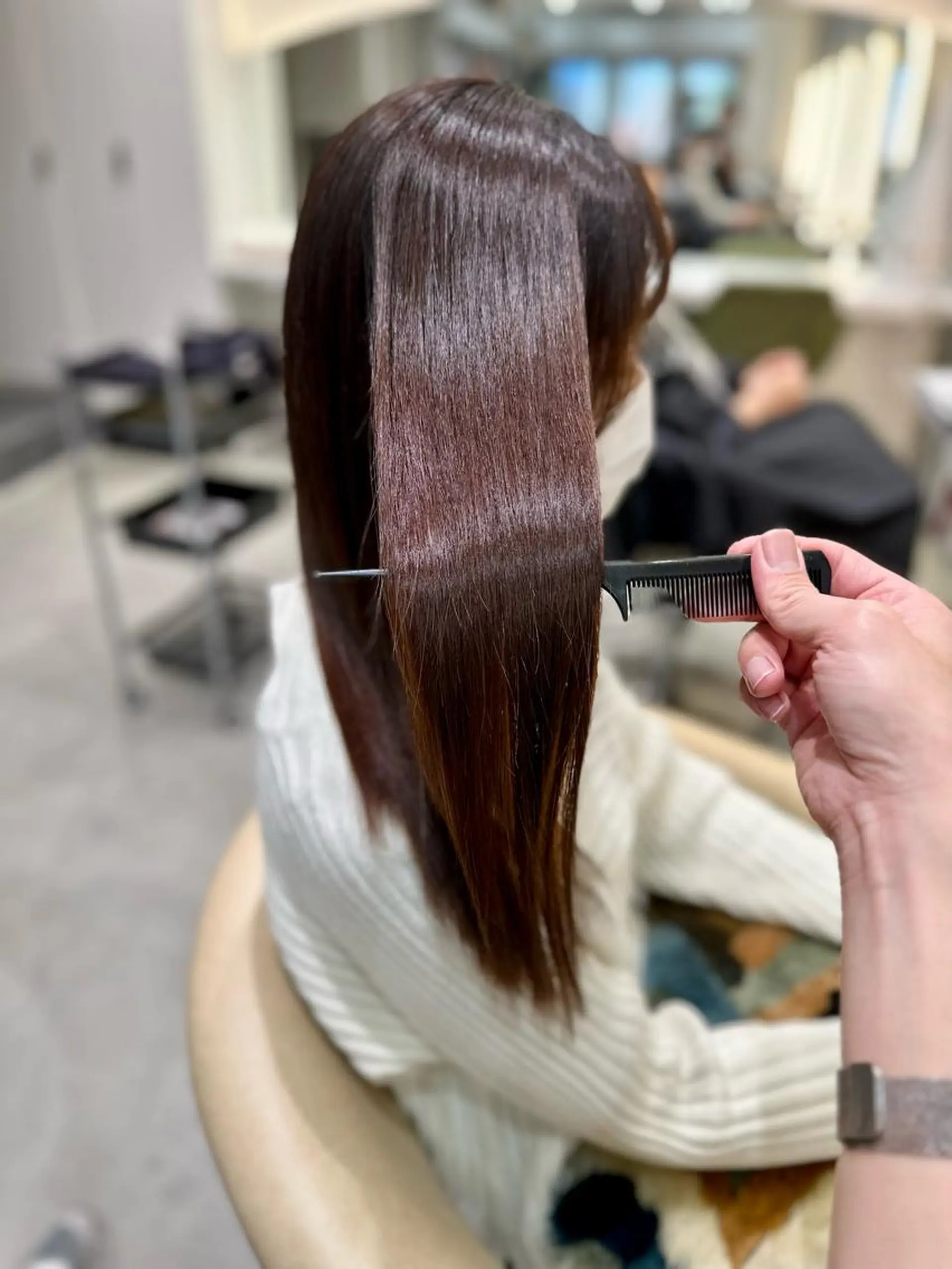 セミロング 髪質改善 カット 縮毛矯正 トリートメント Londideal 高橋ヒロシのヘアスタイル