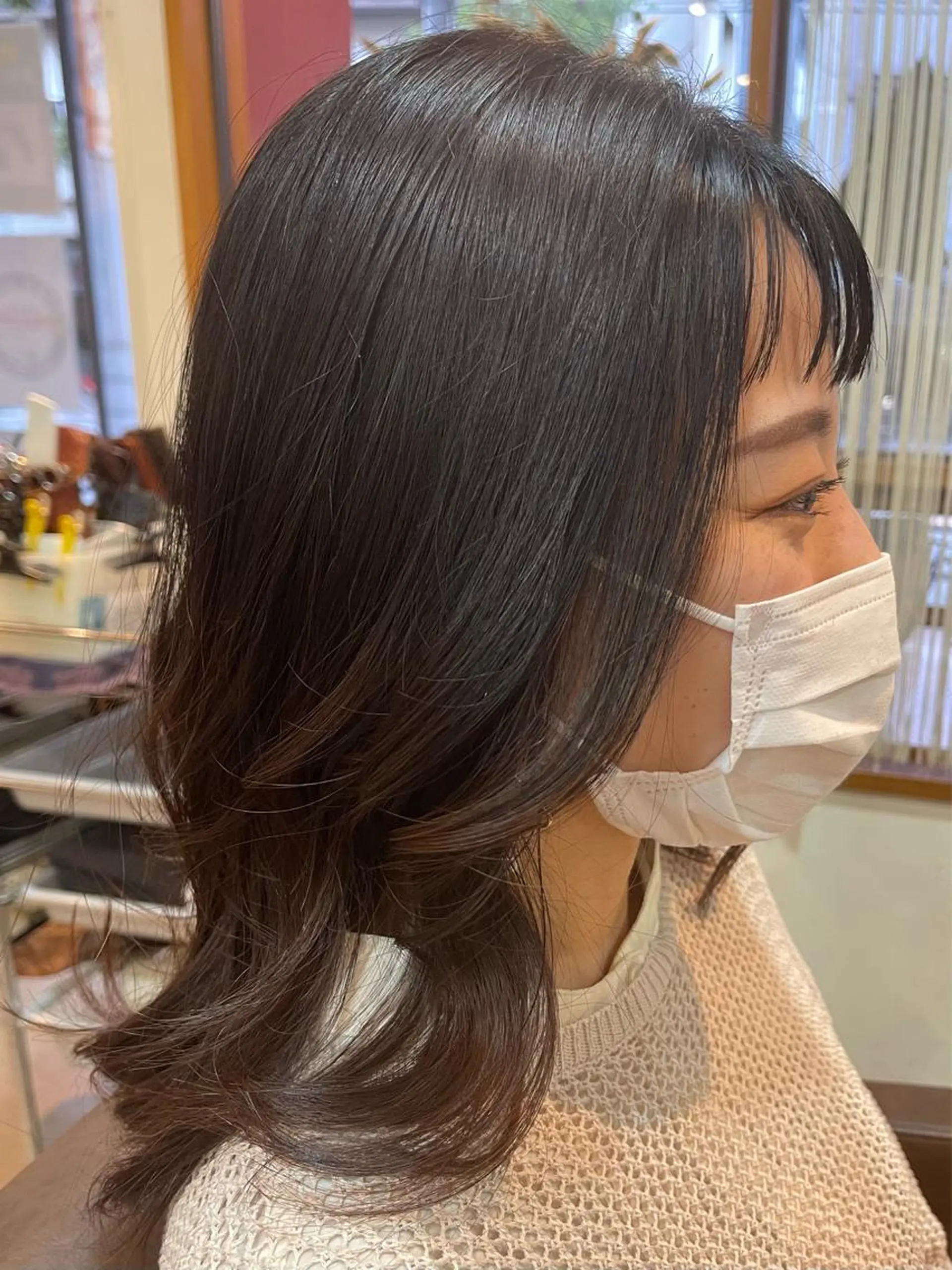 セミロング nowhere ノーウェアのヘアスタイル