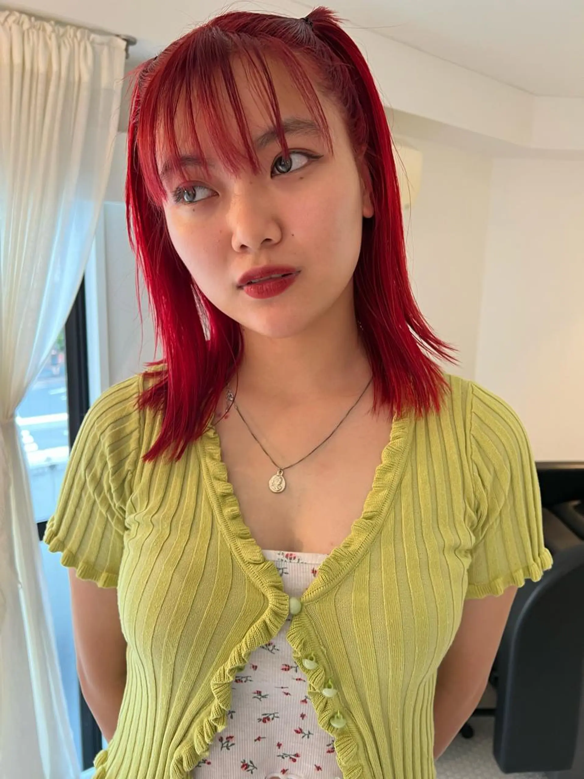 カラー ヘアカラー ブリーチカラー🎀 韓国風/寺門美優のヘアスタイル