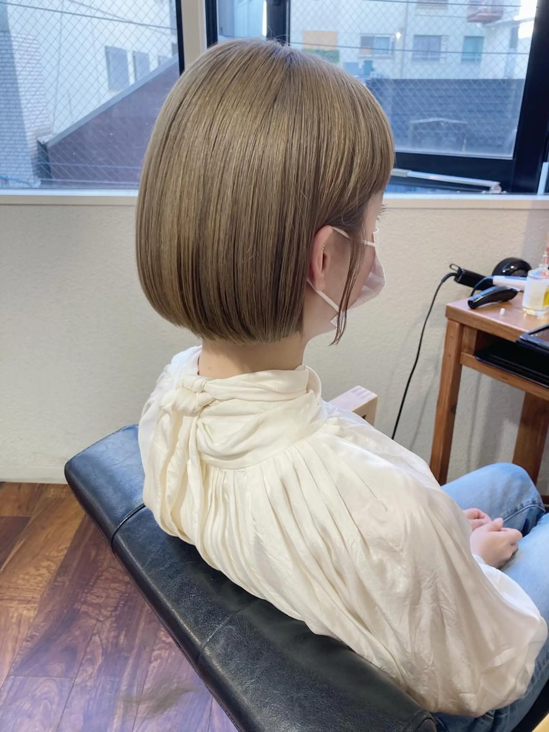 ミディアム カラー ベージュカラー ミルクティーベージュ カット ヘアカラー トリートメント 小木曽智美 /ボブ/ショートのヘアスタイル