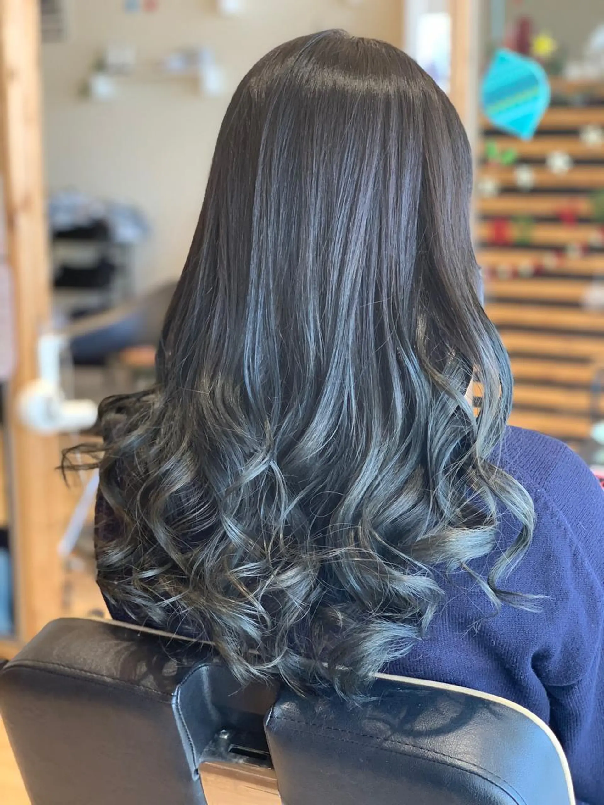 ロング カラー 関口 友行のヘアスタイル