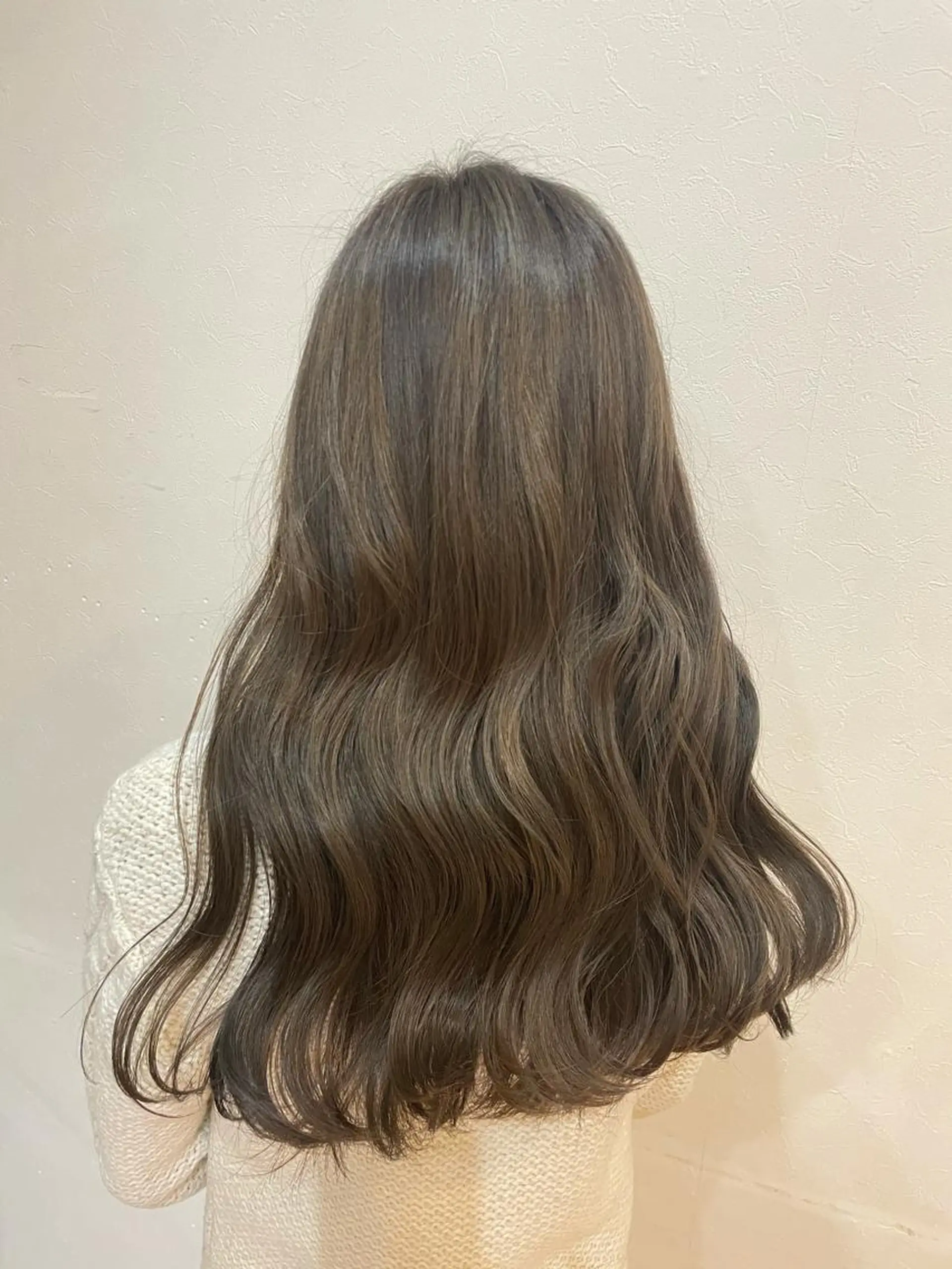 セミロング Freez オオヤブ カホのヘアスタイル