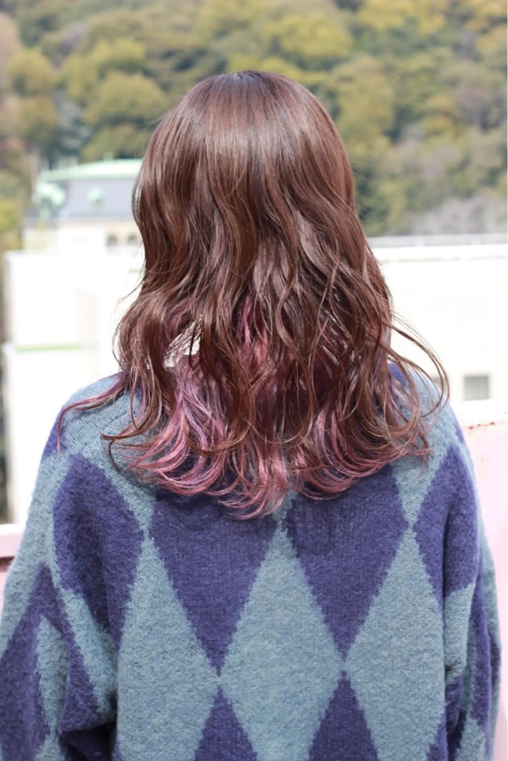 ロング カラー インナーカラー パープルカラー ヘアカラー Viage （ビアージュ）のヘアスタイル