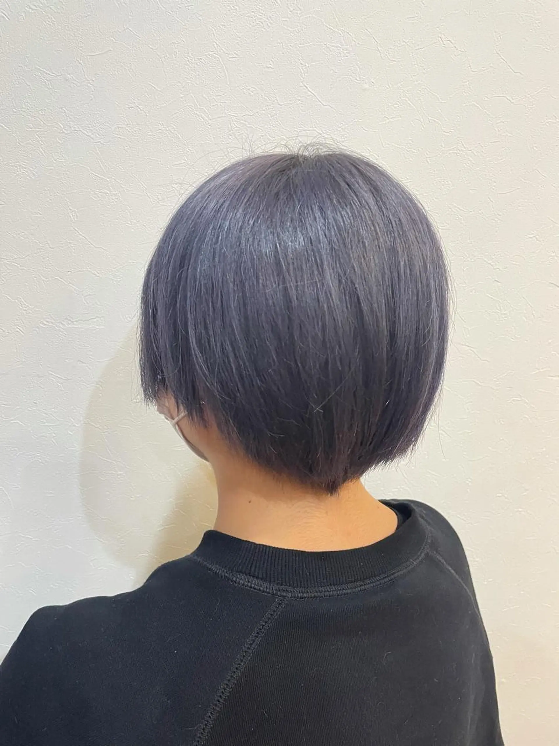 ショート パープルカラー Freez オオヤブ カホのヘアスタイル