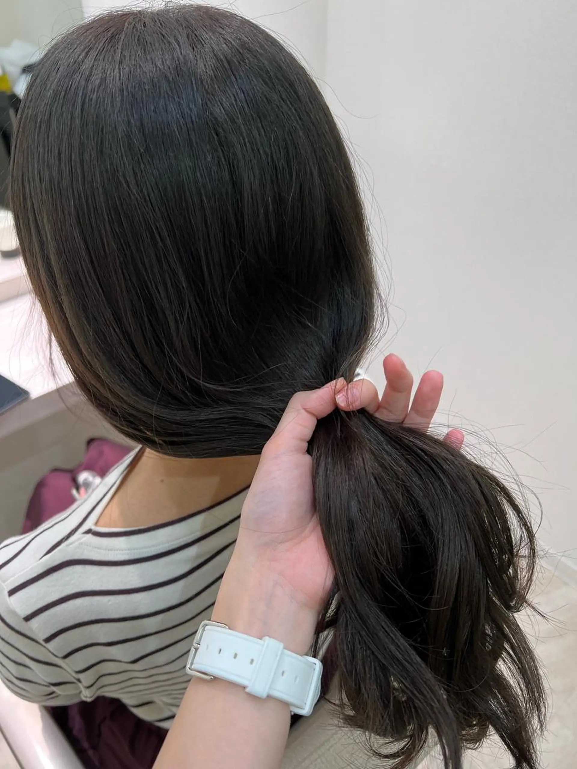 セミロング カラー カット ヘアカラー トリートメント 暗髪/艶髪/Ono .のヘアスタイル
