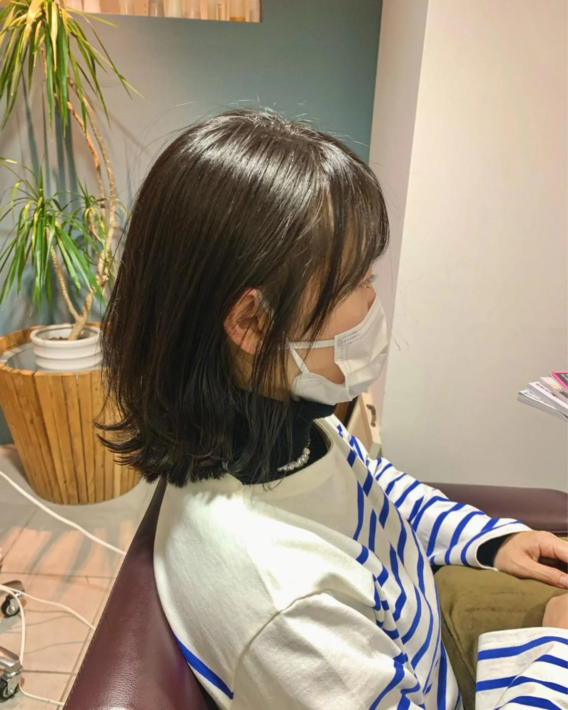 ミディアム カラー レイヤーカット 傷ませない縮毛矯正／ 吉岡 美江のヘアスタイル