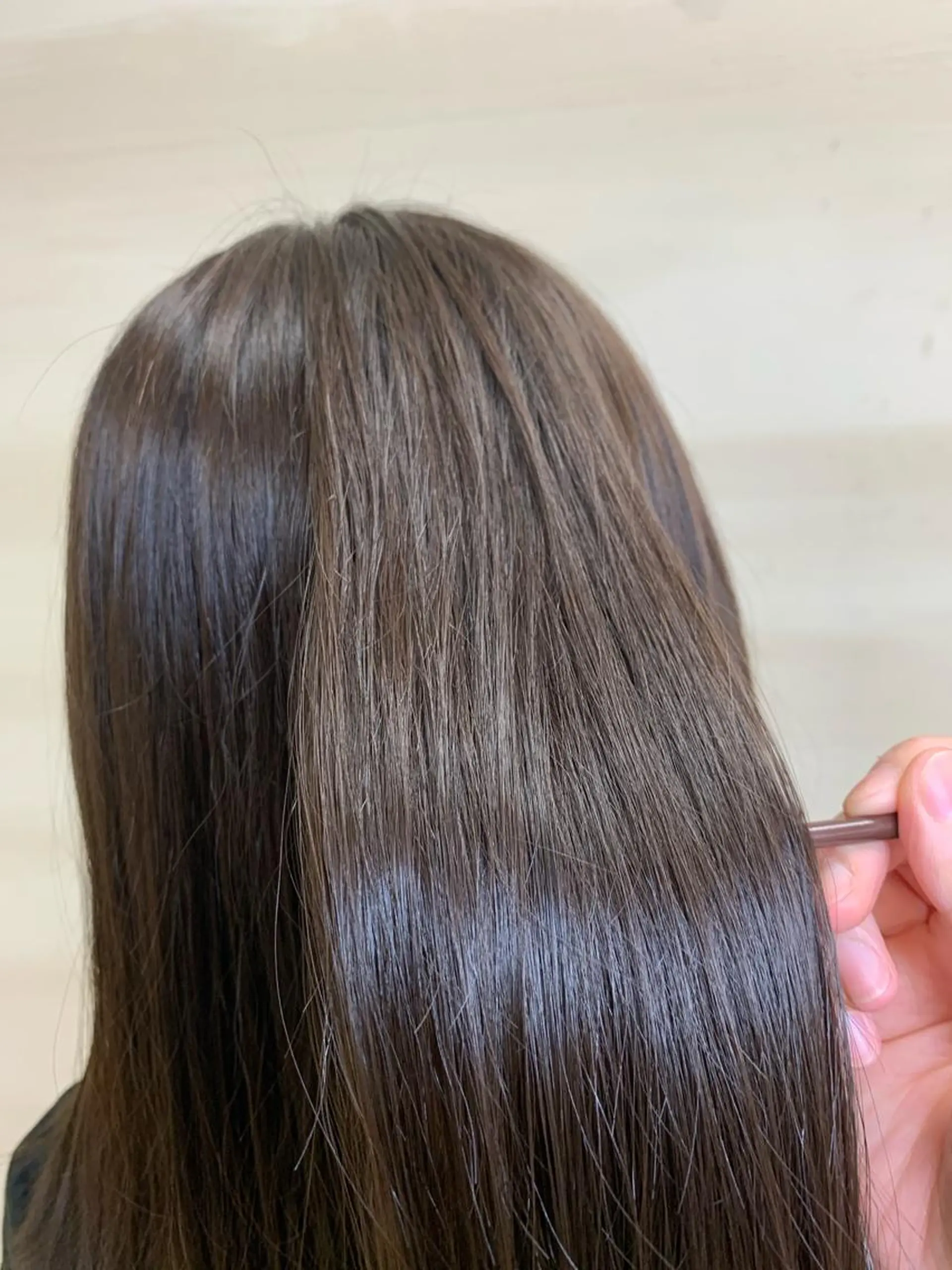 ミディアム カラー 遊佐 瑞紀のヘアスタイル