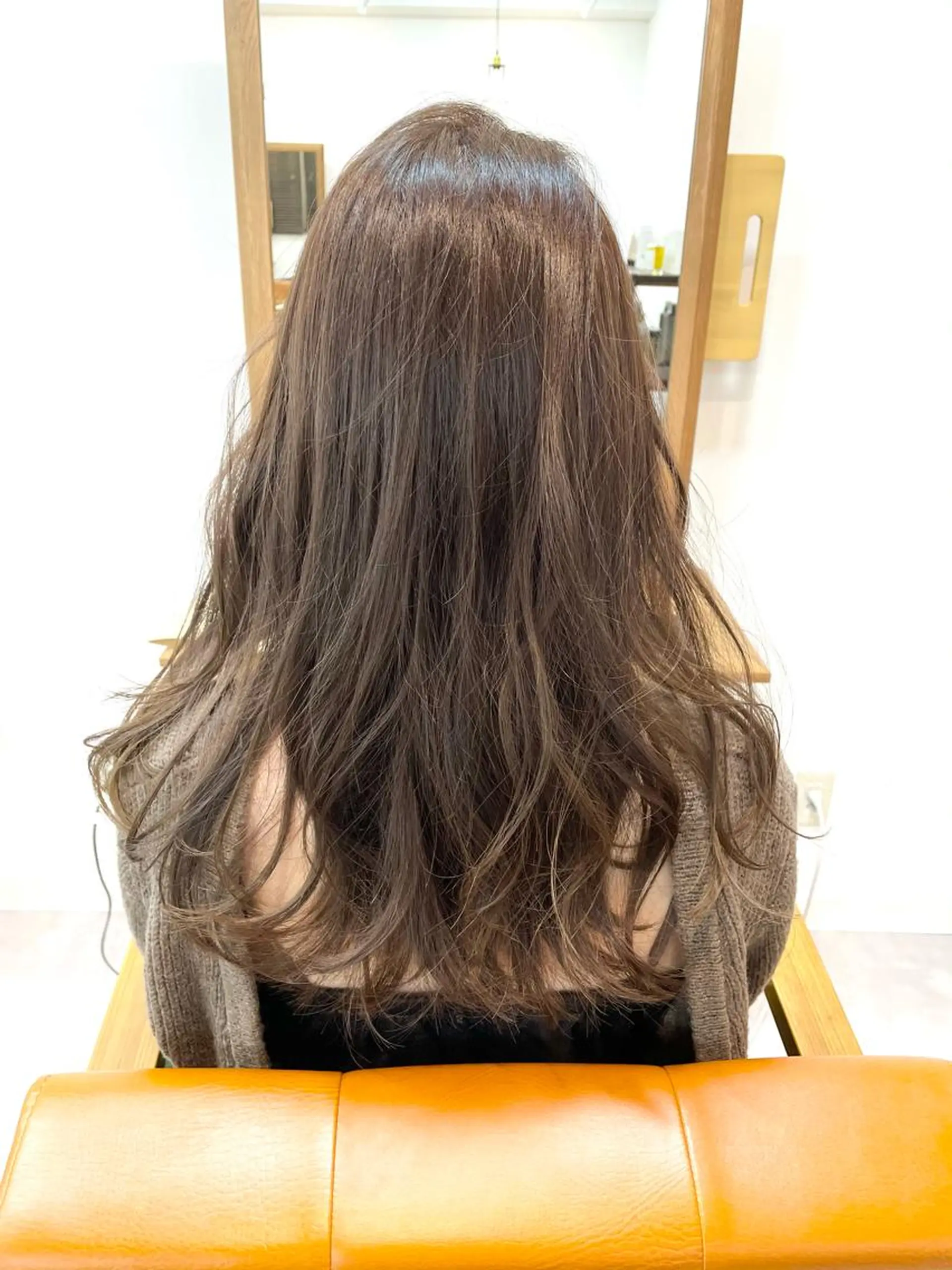 セミロング カット ヘアカラー トリートメント W/LIBERTY所属・W/LIBERTY 🌸鶴岡優のヘアスタイル