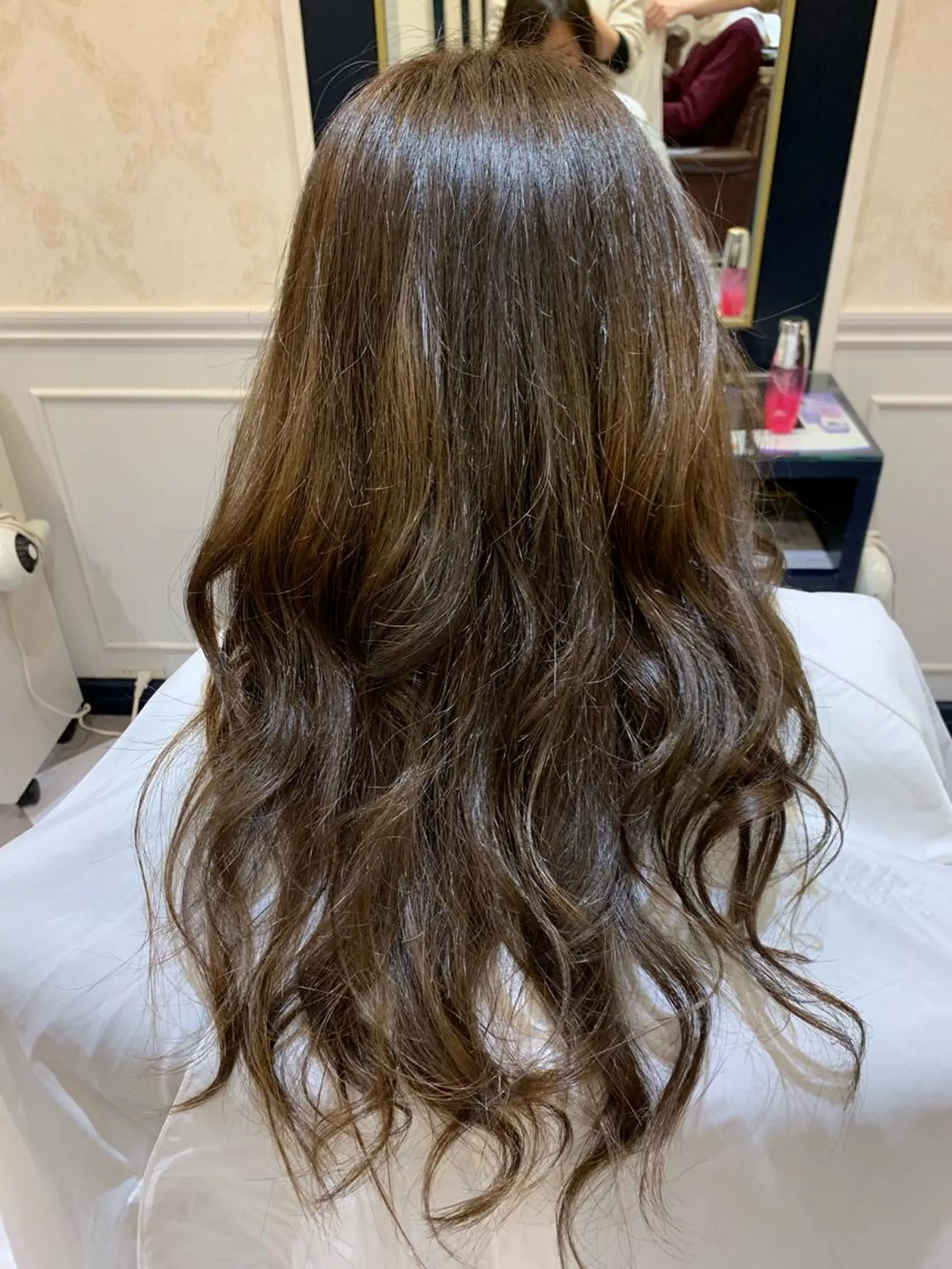 ロング カラー 粟田 めぐみのヘアスタイル