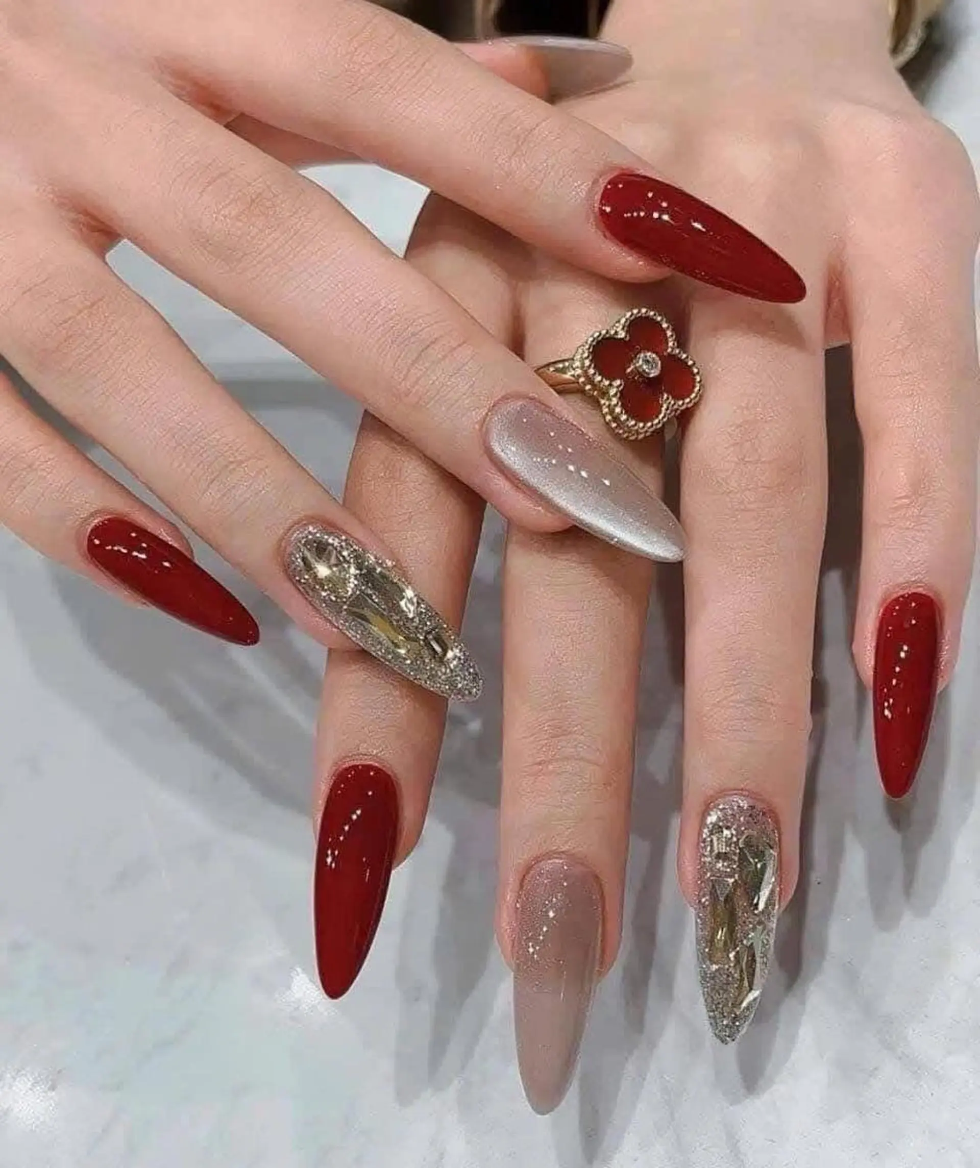 ロング 韓国風ヘア ハンドネイル Bling Salonのネイルデザイン