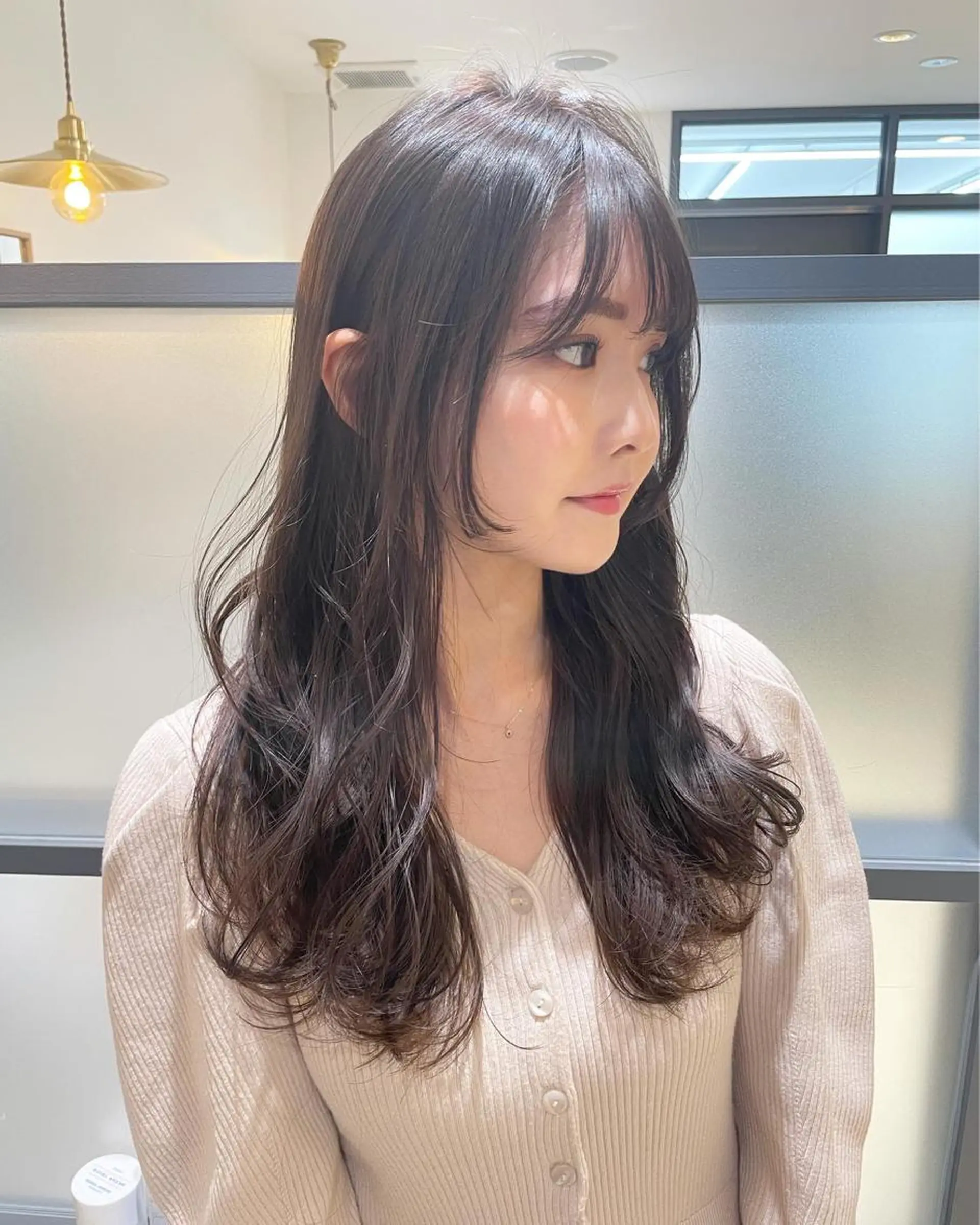 ロング カラー ブリーチ ケアブリーチ ダブルカラー イヤリングカラー ハイライトカラー 宮澤 タケル ミディアムヘアのヘアスタイル