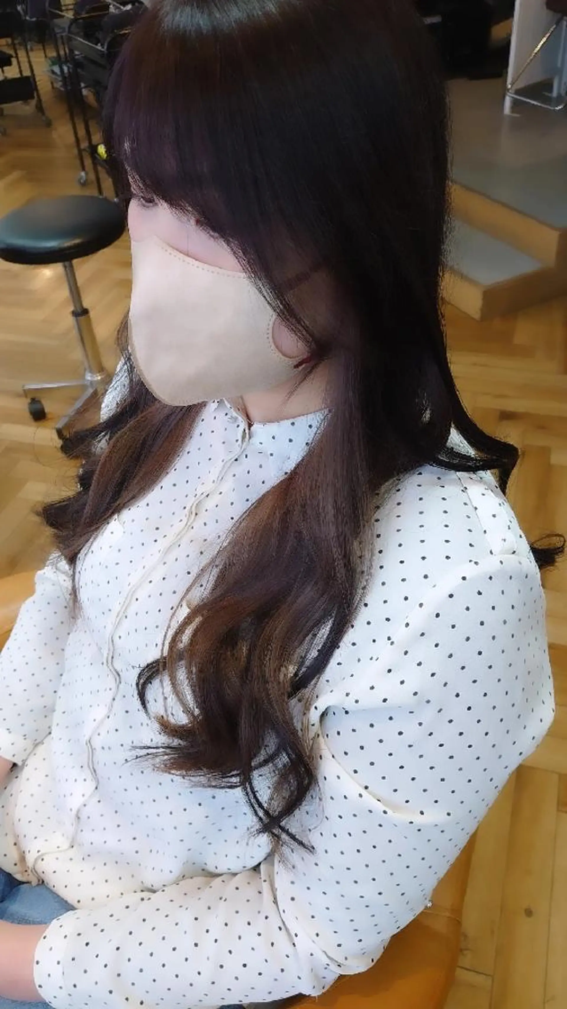 ロング カラー ベージュカラー レイヤーカット newi 天王寺　 masakoのヘアスタイル