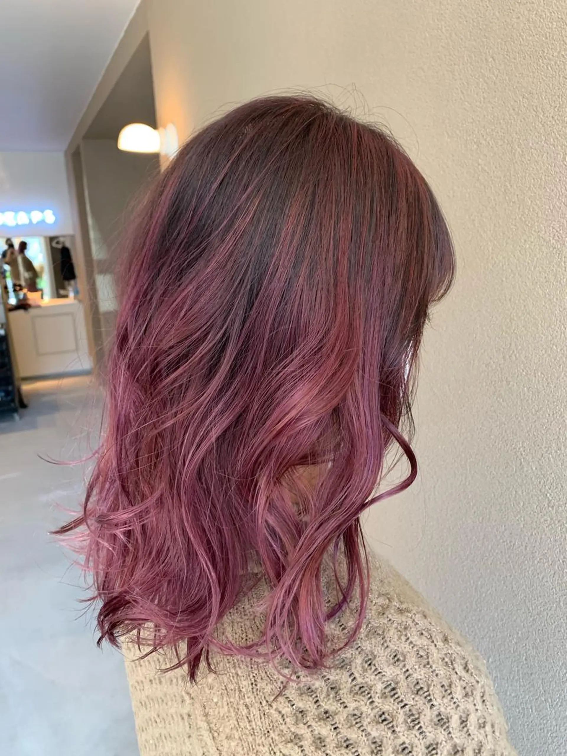 ミディアム カラー ブリーチ グラデーションカラー ピンクカラー PADOU平松 典幸のヘアスタイル