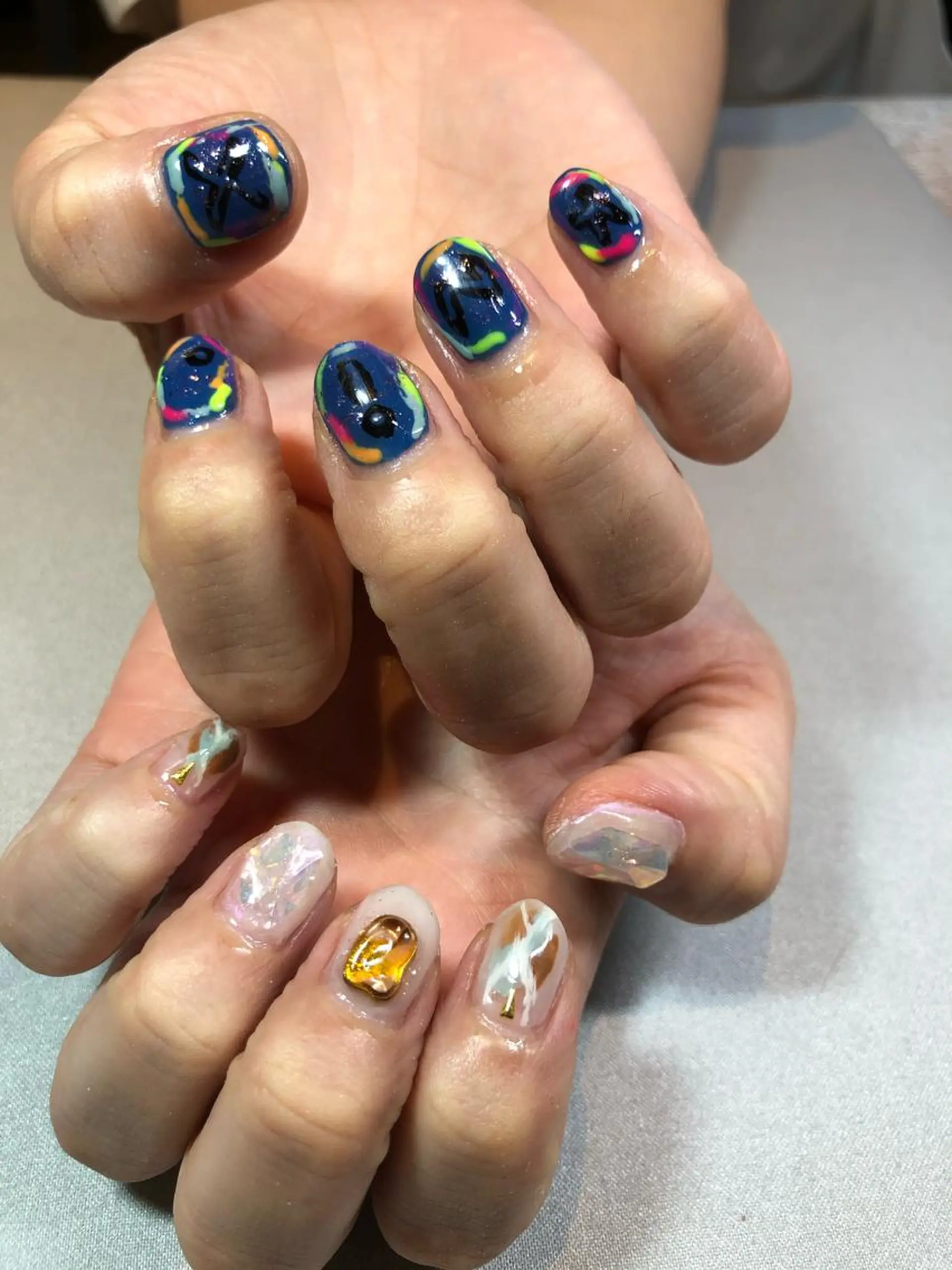 ネイル iiloo aromaworksのネイルデザイン