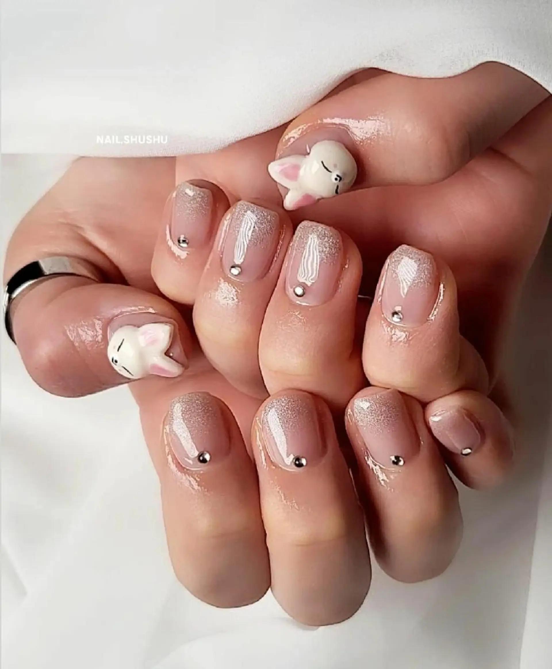 ネイル 持ち込み ニュアンスネイル ワンカラーネイル シンプルネイル 春ネイル 3dパーツ/流行り 👧shushu❤️のネイルデザイン