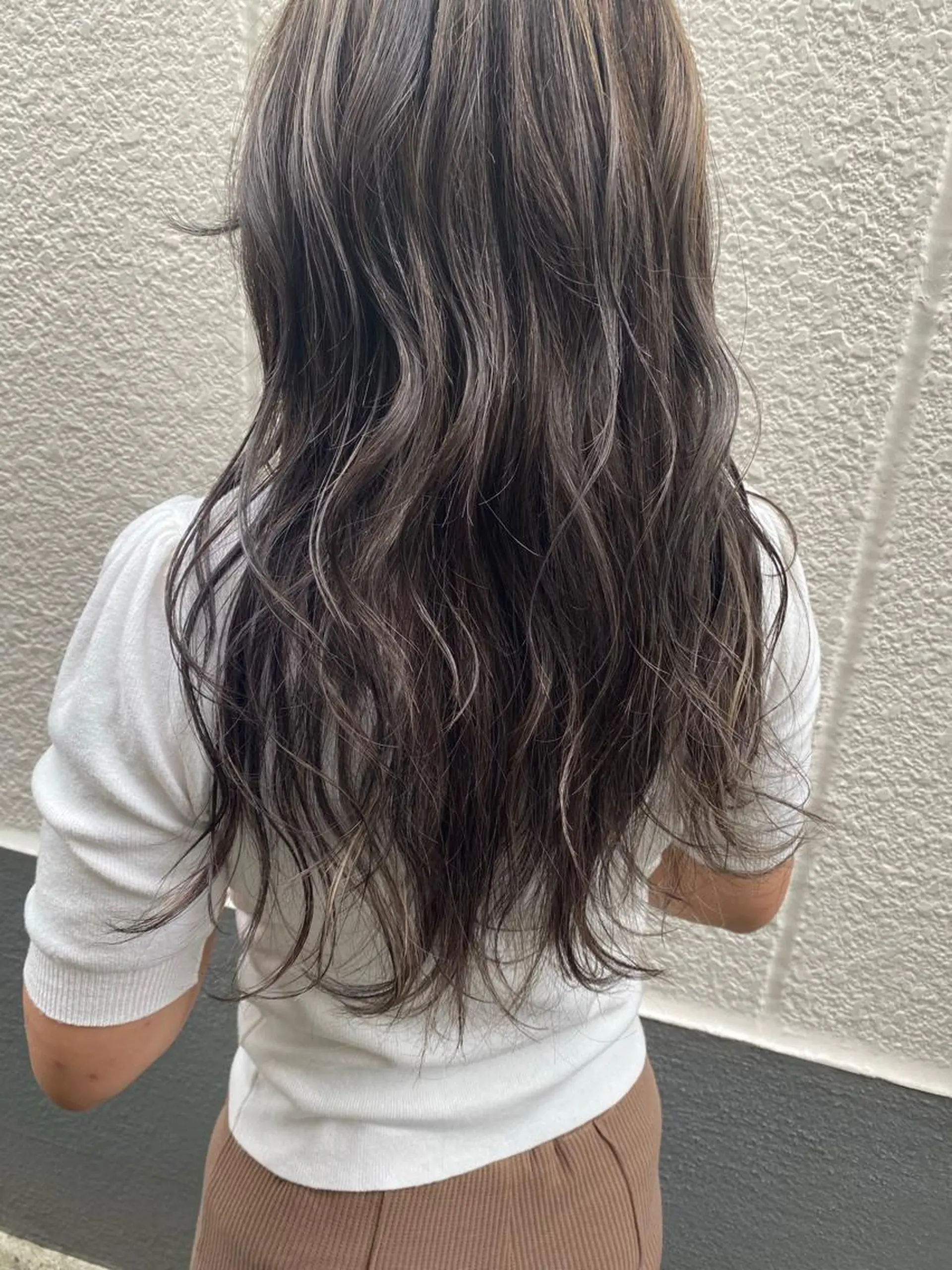 ミディアム ハイライト 若山 敦のヘアスタイル