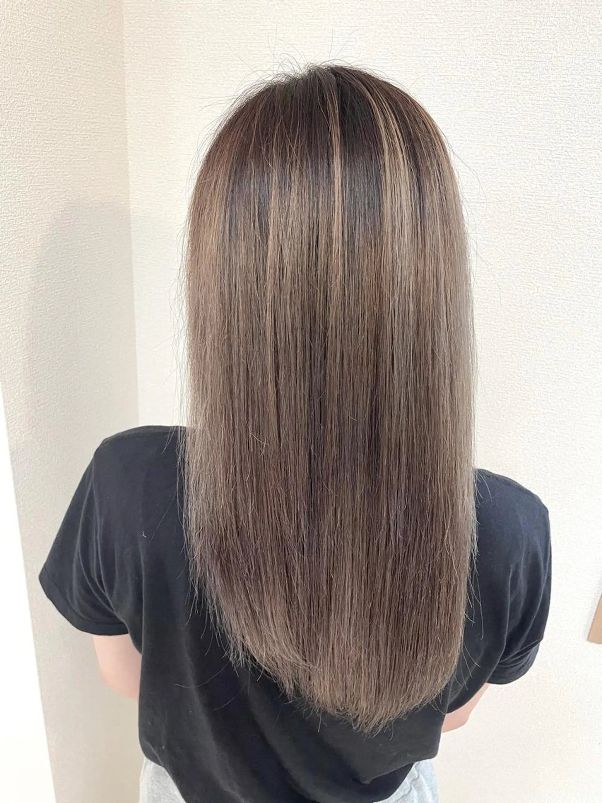 ロング カラー ケアブリーチ /髪質 改善/古橋圭史郎のヘアスタイル