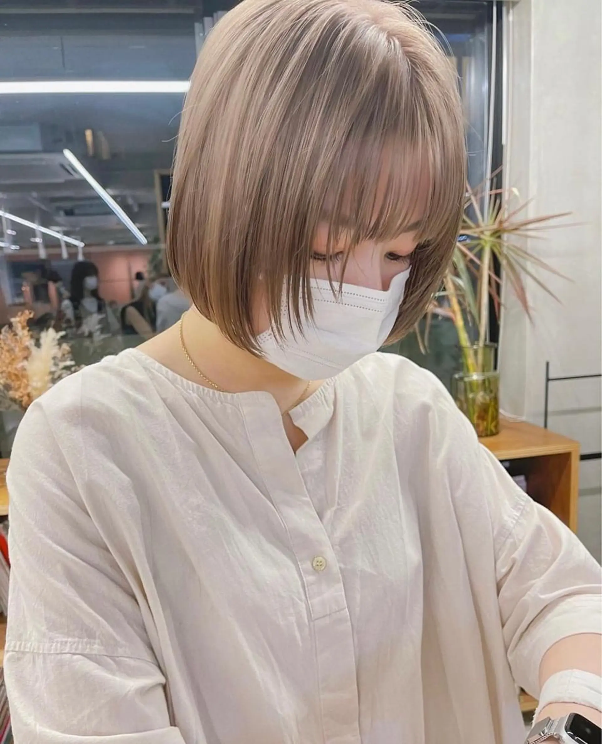カラー 鶴井 美空のヘアスタイル