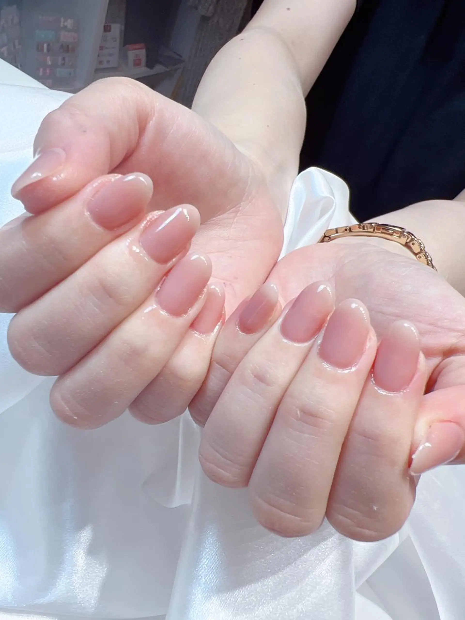 ネイル オフィスネイル ワンカラーネイル bijou nails　蓮のネイルデザイン