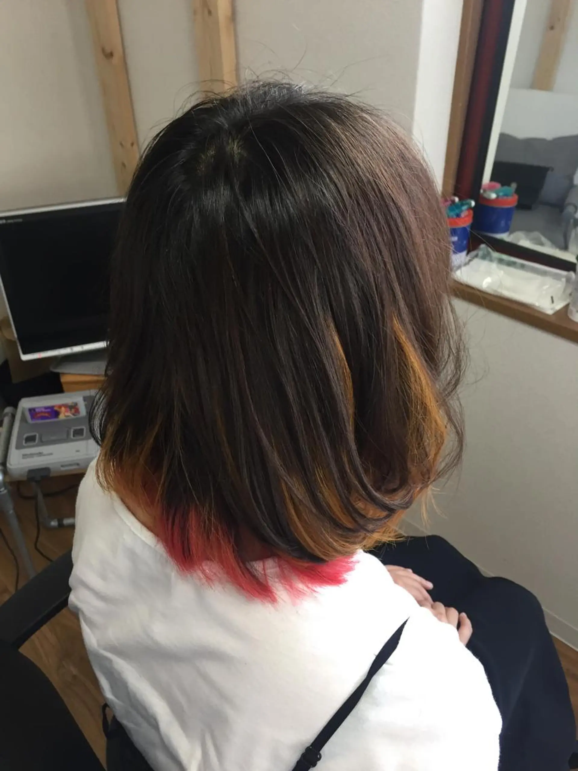 ミディアム カラー バレイヤージュ グラデーションカラー ピンクカラー スターダスト ボブ じょん 。のヘアスタイル