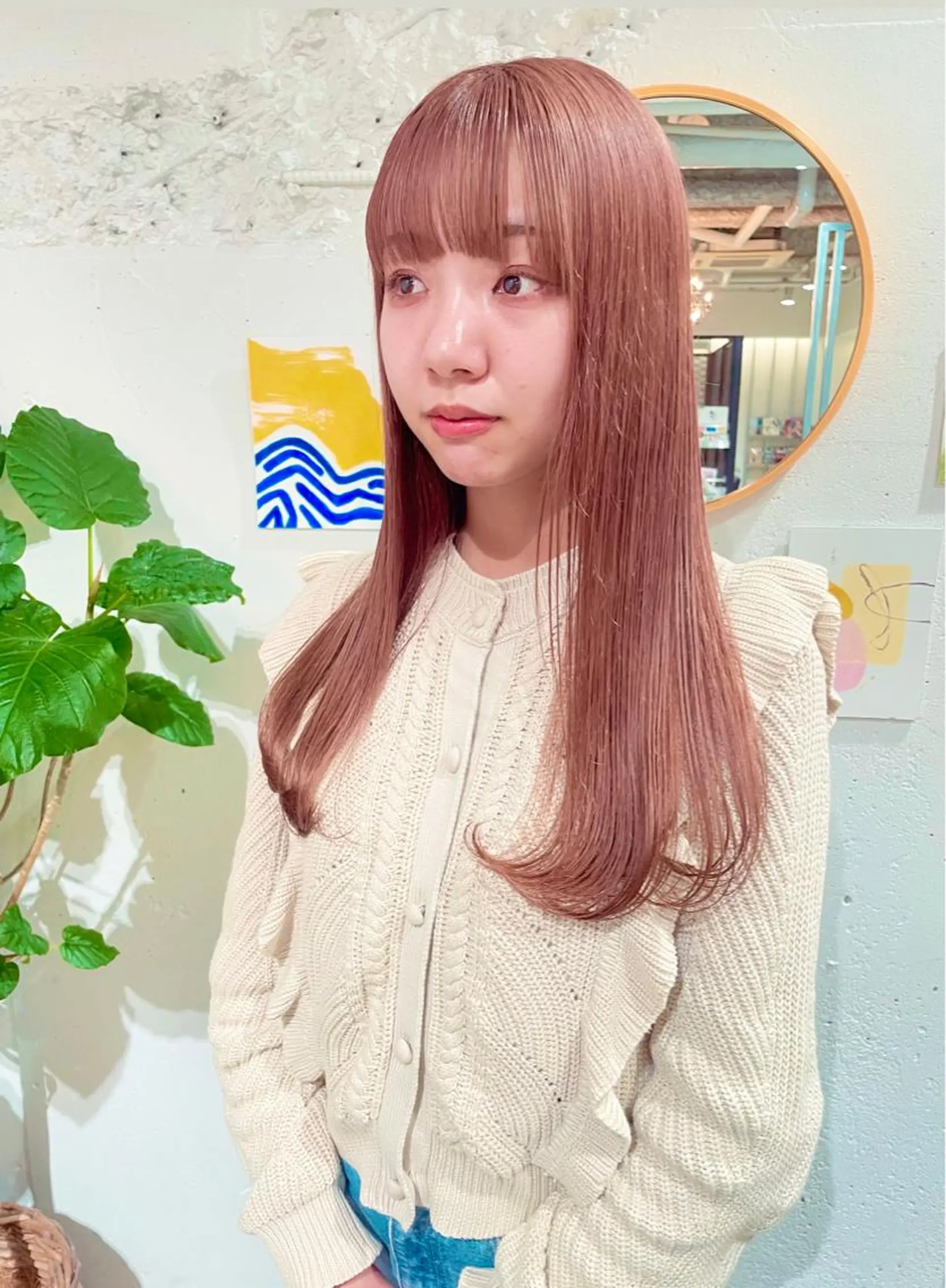ロング カラー 大角  実希のヘアスタイル