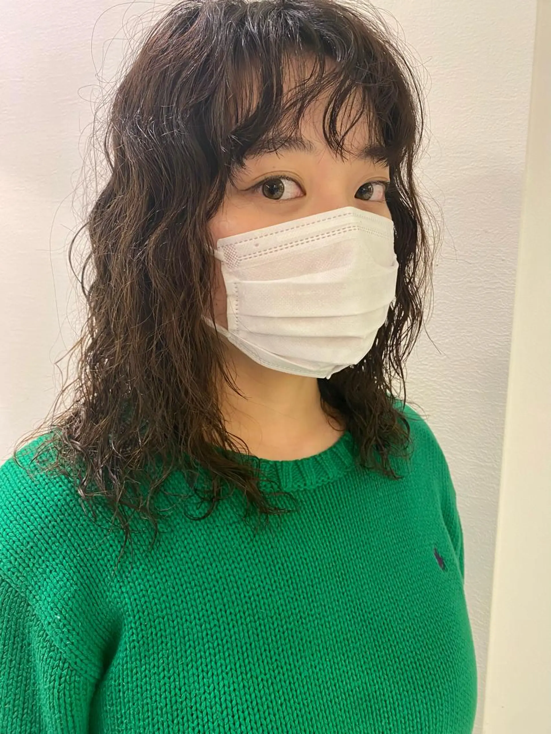 ミディアム パーマ 顔周り/ブリーチなし /縮毛矯正🫧伊勢のヘアスタイル