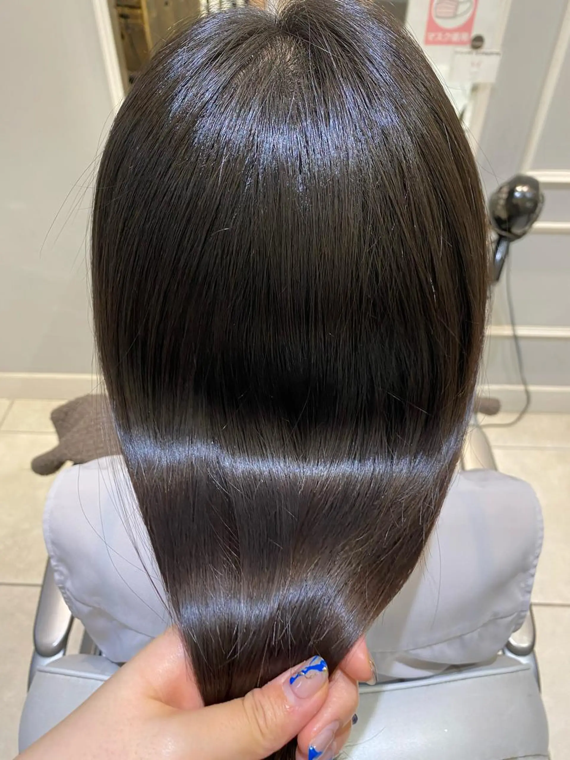 セミロング トリートメント 酸熱トリートメント 韓国ヘア🍒渡辺 咲🍒のヘアスタイル