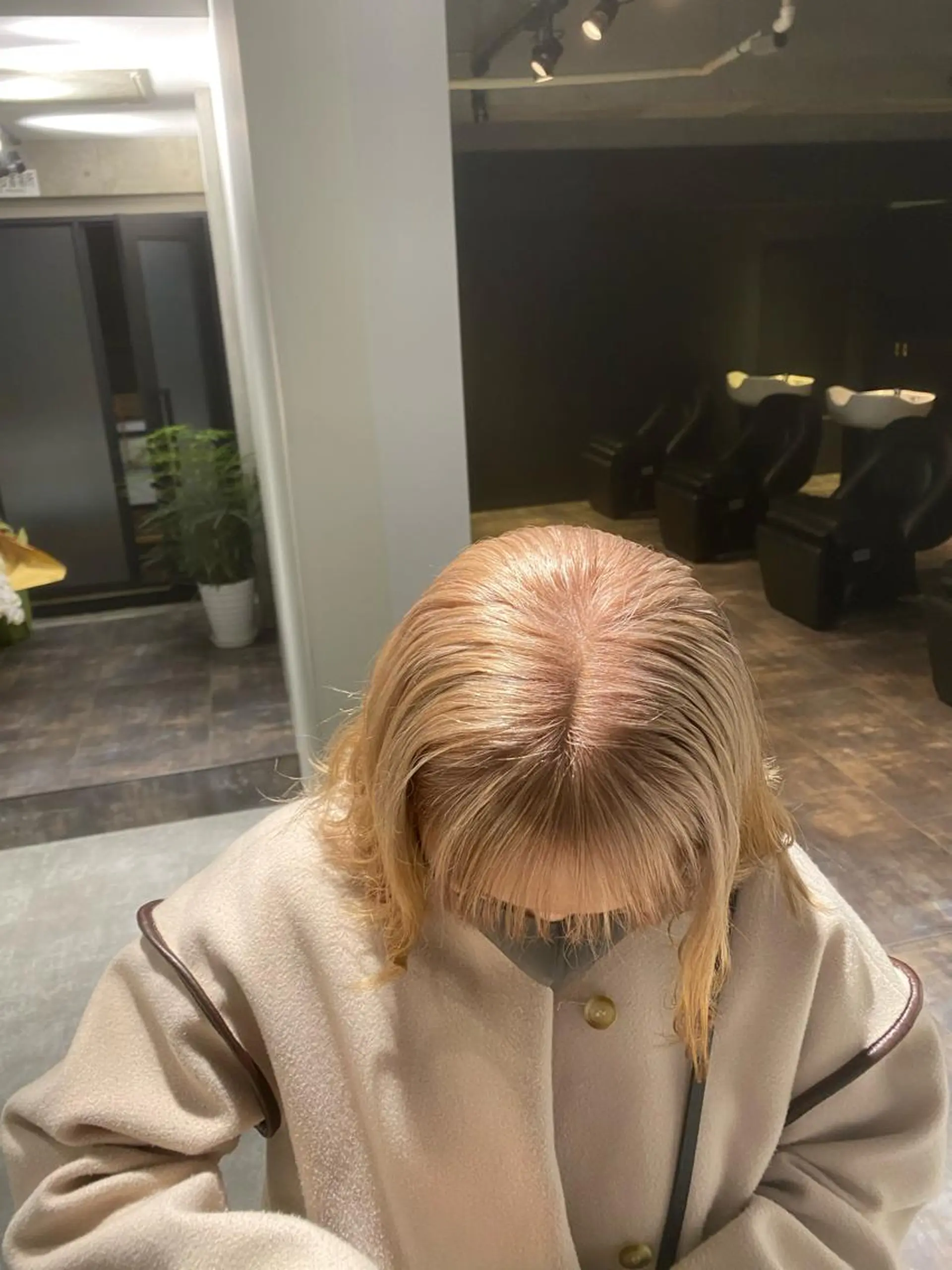 ショート カラー esu 天満のヘアスタイル