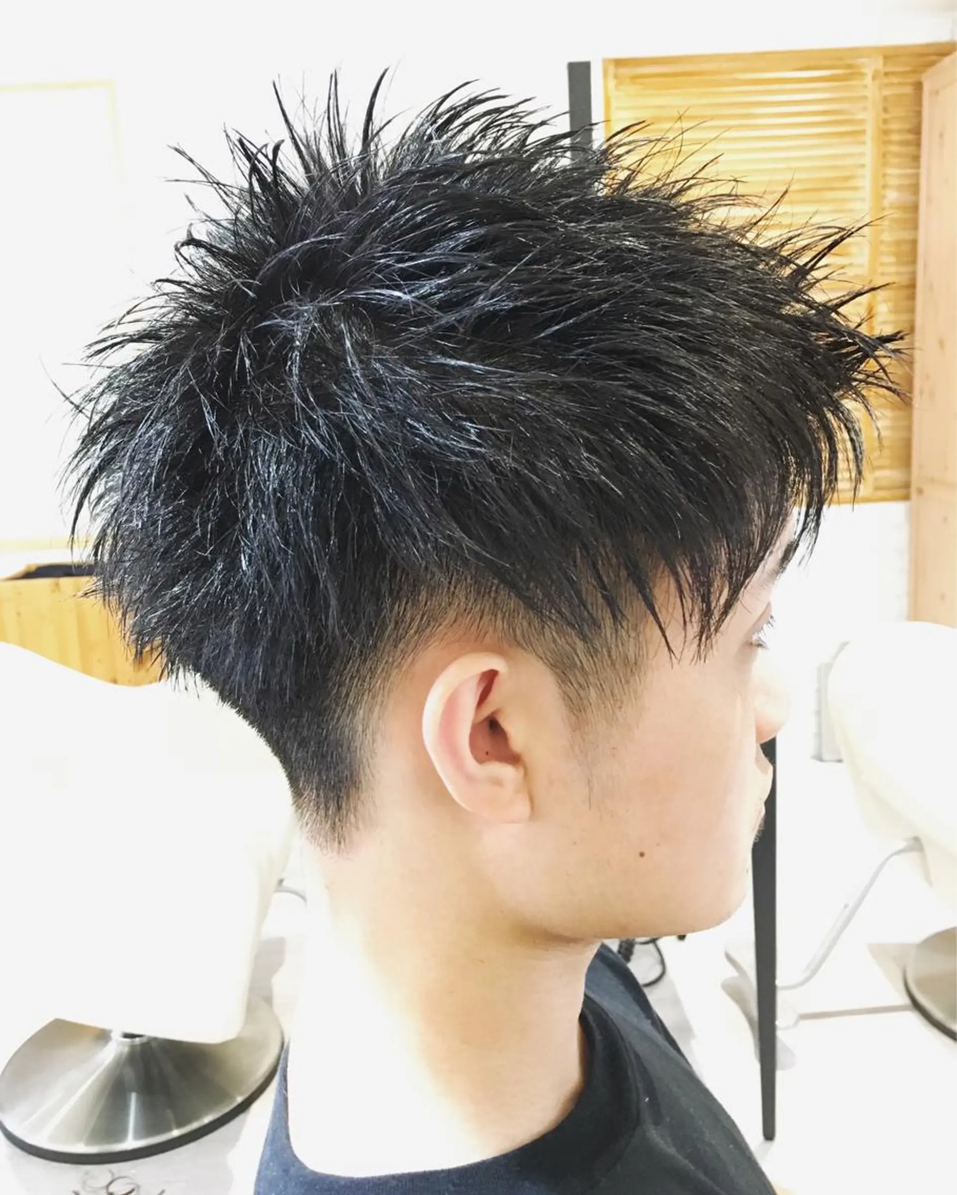 ショート メンズ 金子 富士のヘアスタイル