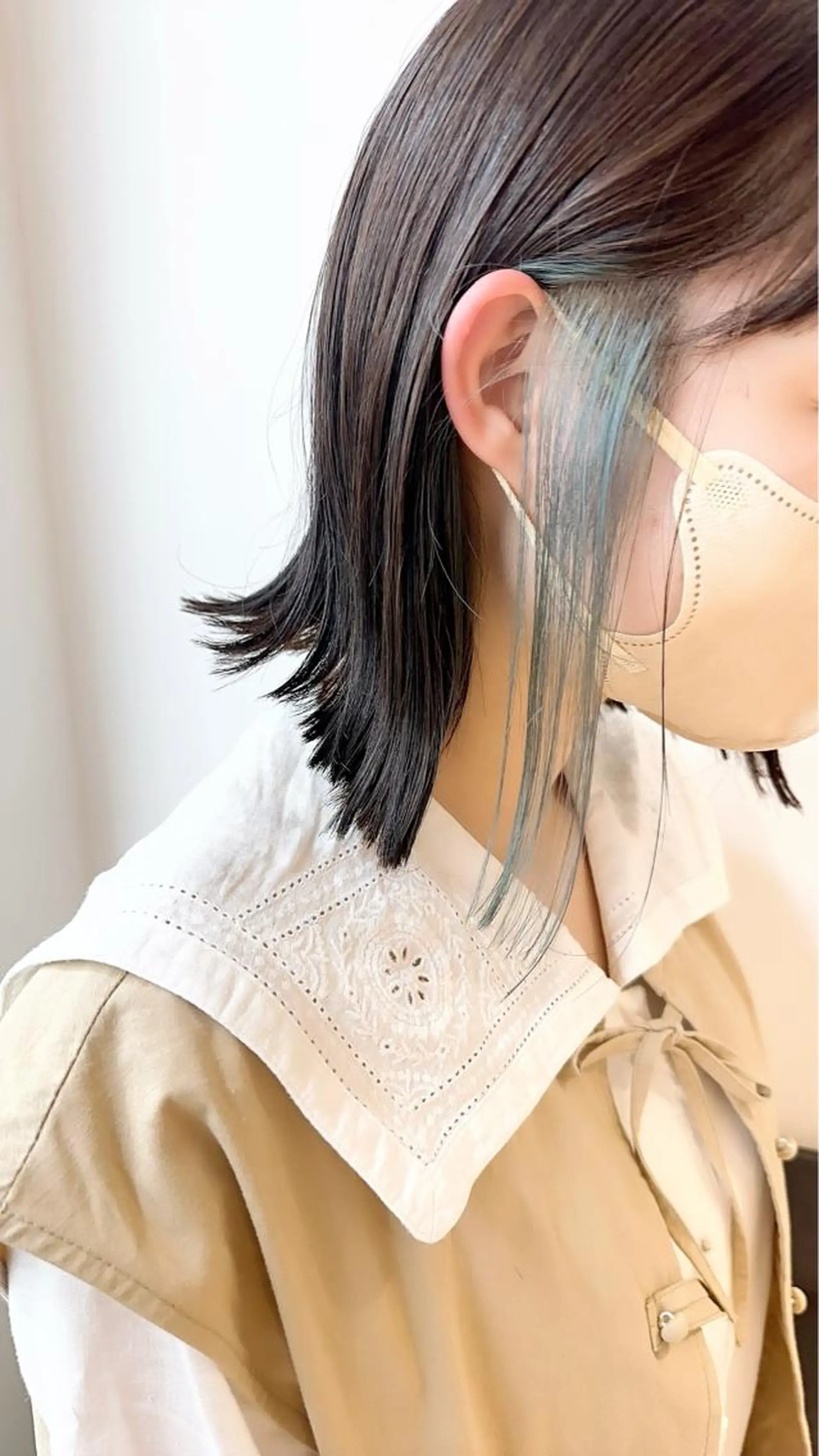 ミディアム カラー パーマ ヘアアレンジ メンズ キッズ ネイル マツエク・マツパ アイブロウ カット ヘアカラー レイヤーカット／顔周 りカット/縮毛矯正のヘアスタイル