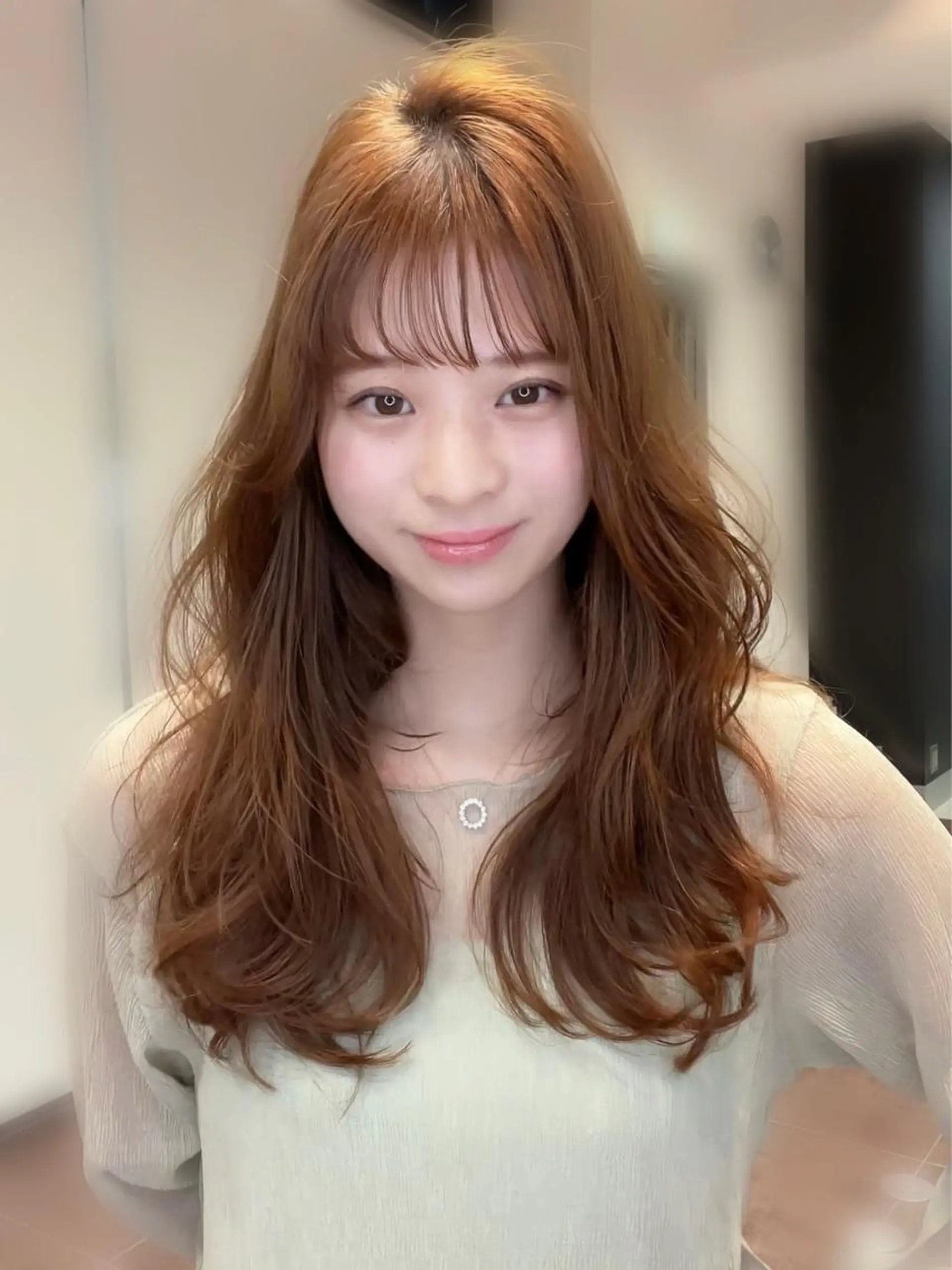 ミディアム カラー ブリーチ ケアブリーチ ダブルカラー イヤリングカラー ハイライトカラー 宮澤  タケル ミディアムヘアのヘアスタイル