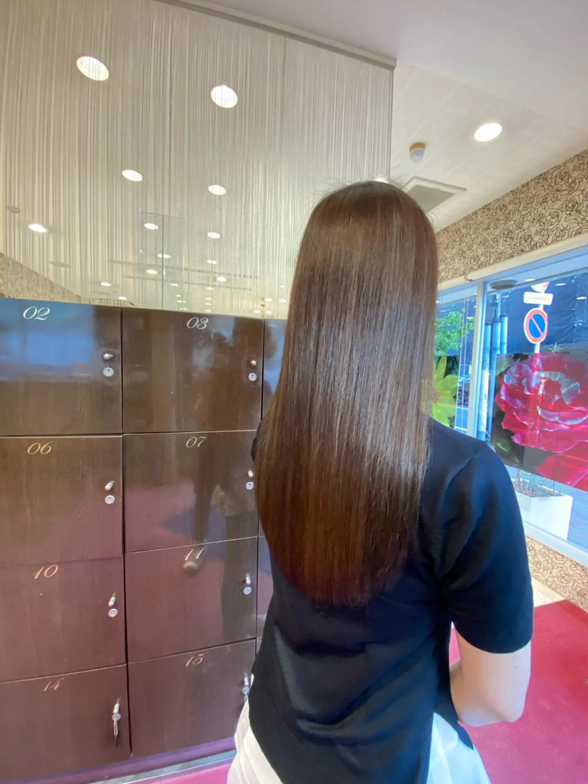 ロング カラー ムトウセイマ/ 縮毛矯正/ブリーチのヘアスタイル