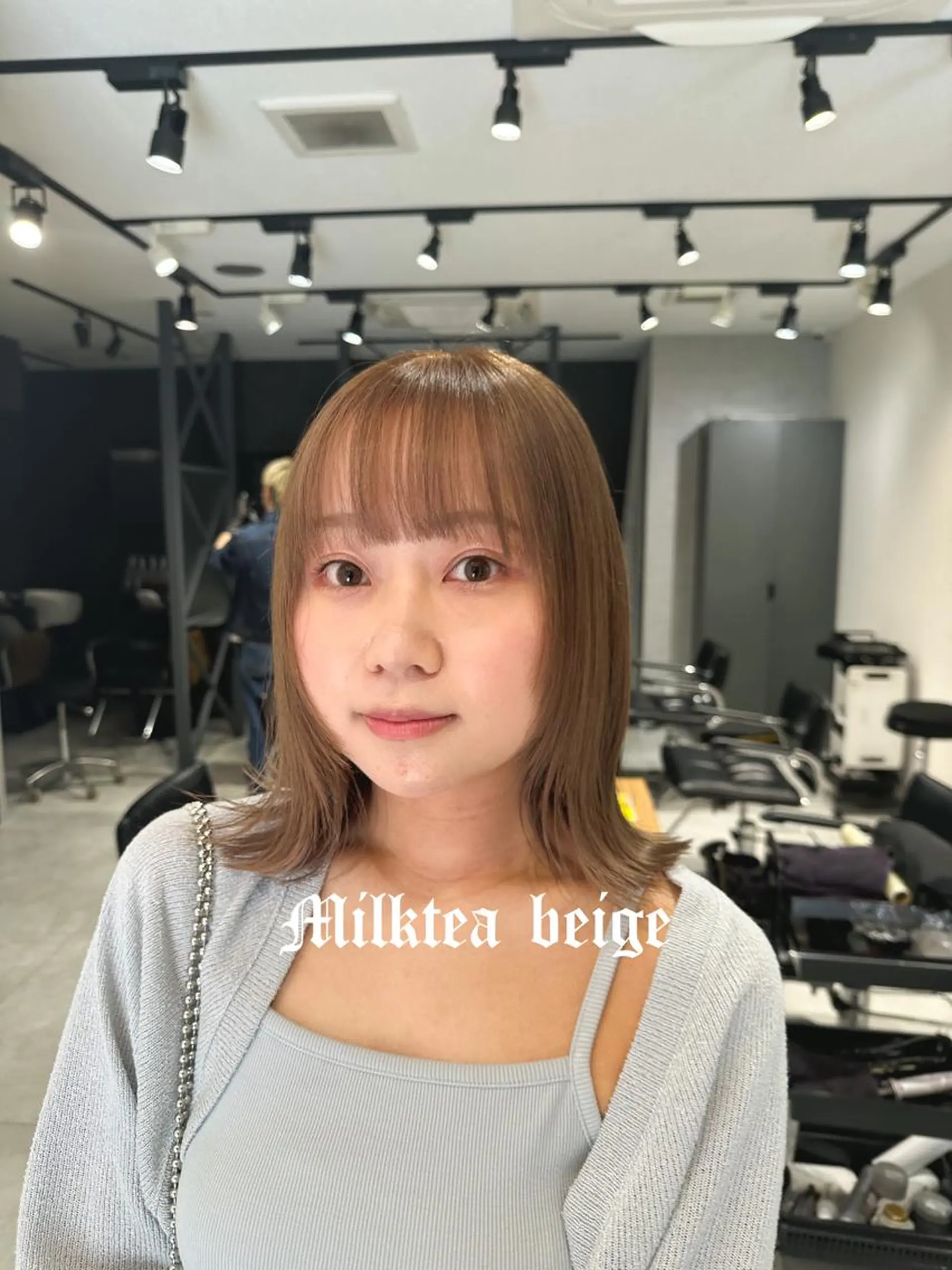 ミディアム カラー ベージュカラー ブリーチ ミルクティーベージュ ヘアカラー トリートメント メンズパーマ特化 🌟Gakutoのヘアスタイル
