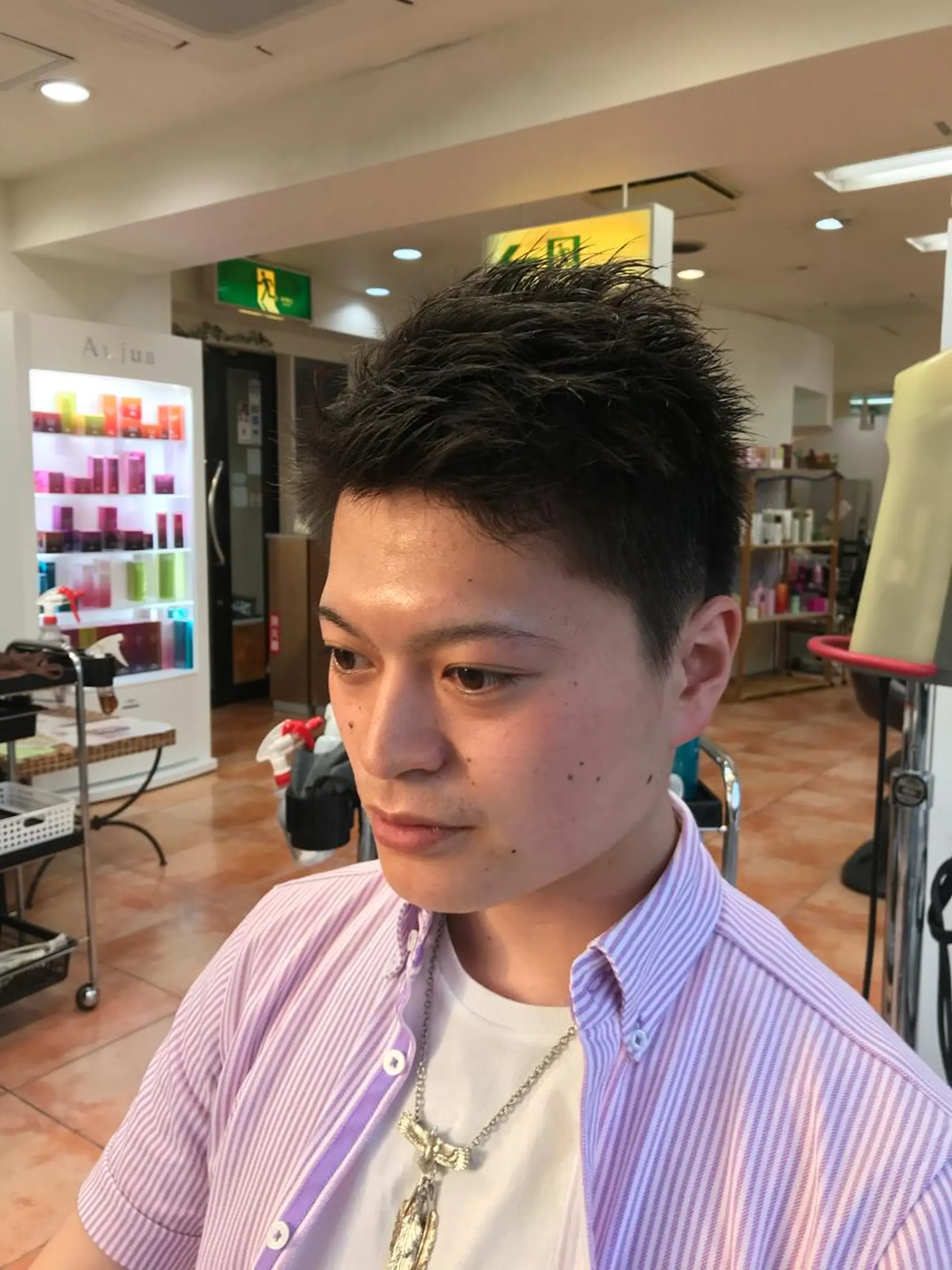 ショート メンズ 刈り上げ ベリショディレクター 小野 健太郎のヘアスタイル