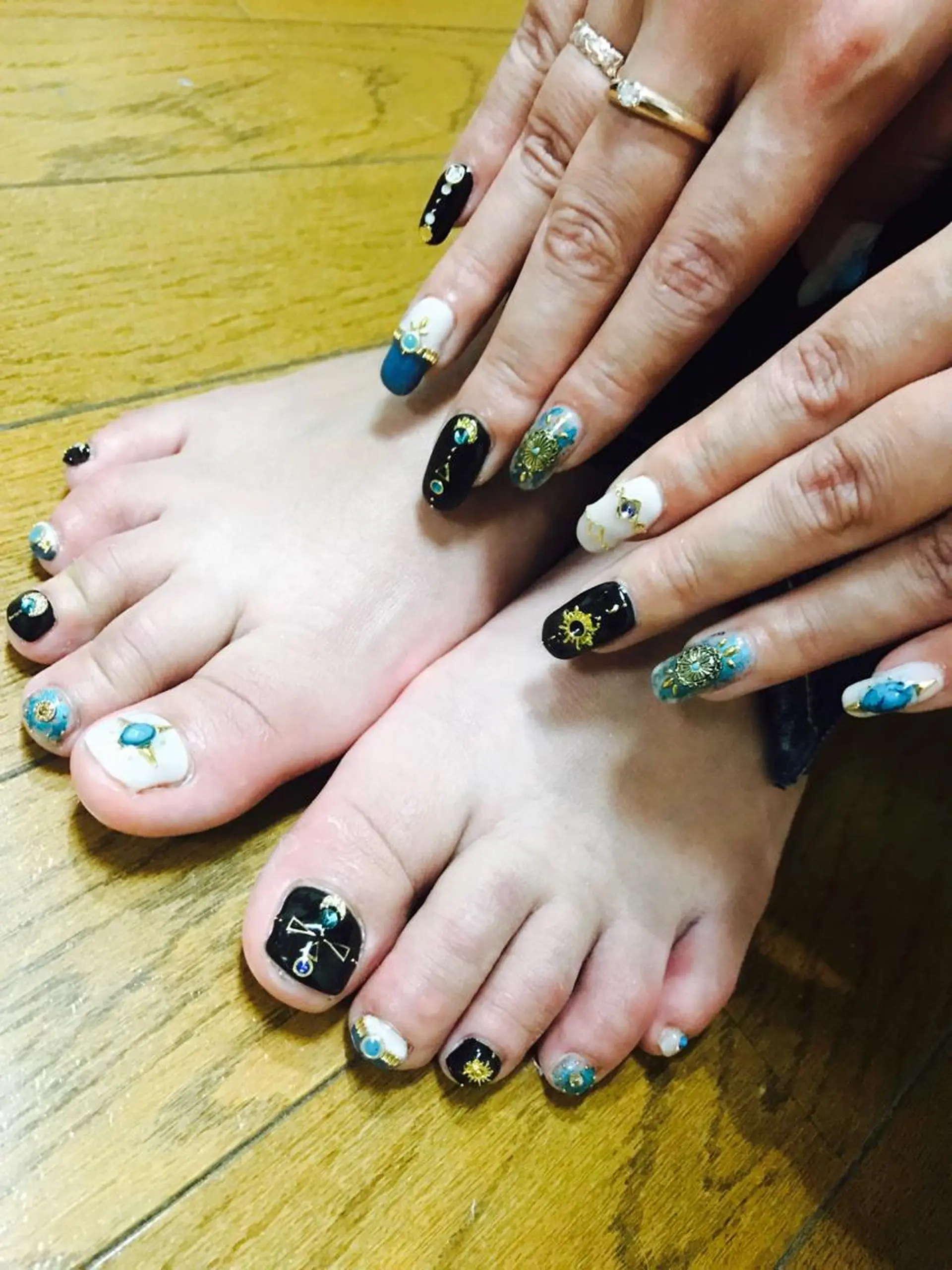 ネイル アートネイル フットネイル 安藤 Charlotteのネイルデザイン