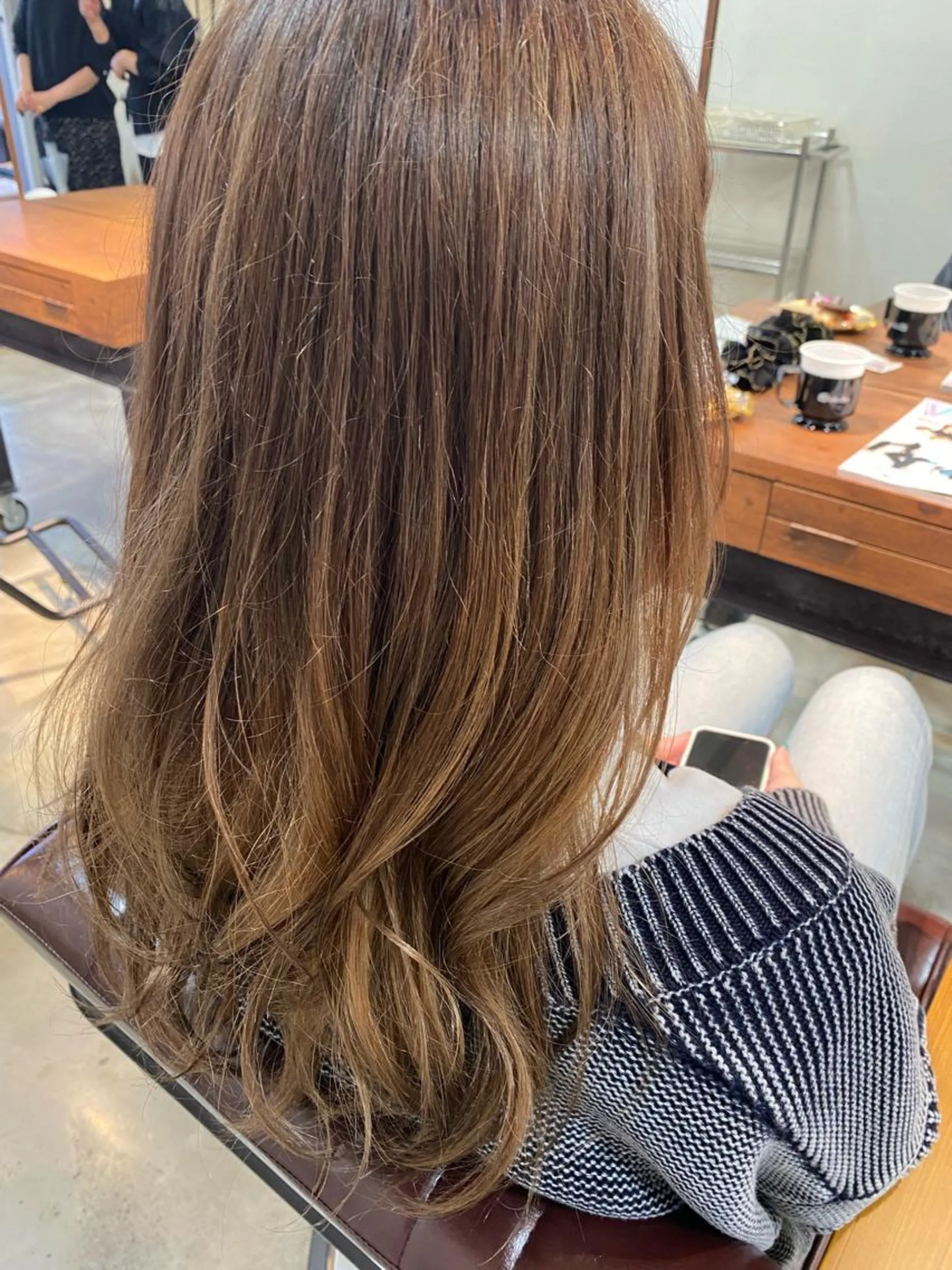 カラー グラデーションカラー ヘアカラー 村上 真依子のヘアスタイル