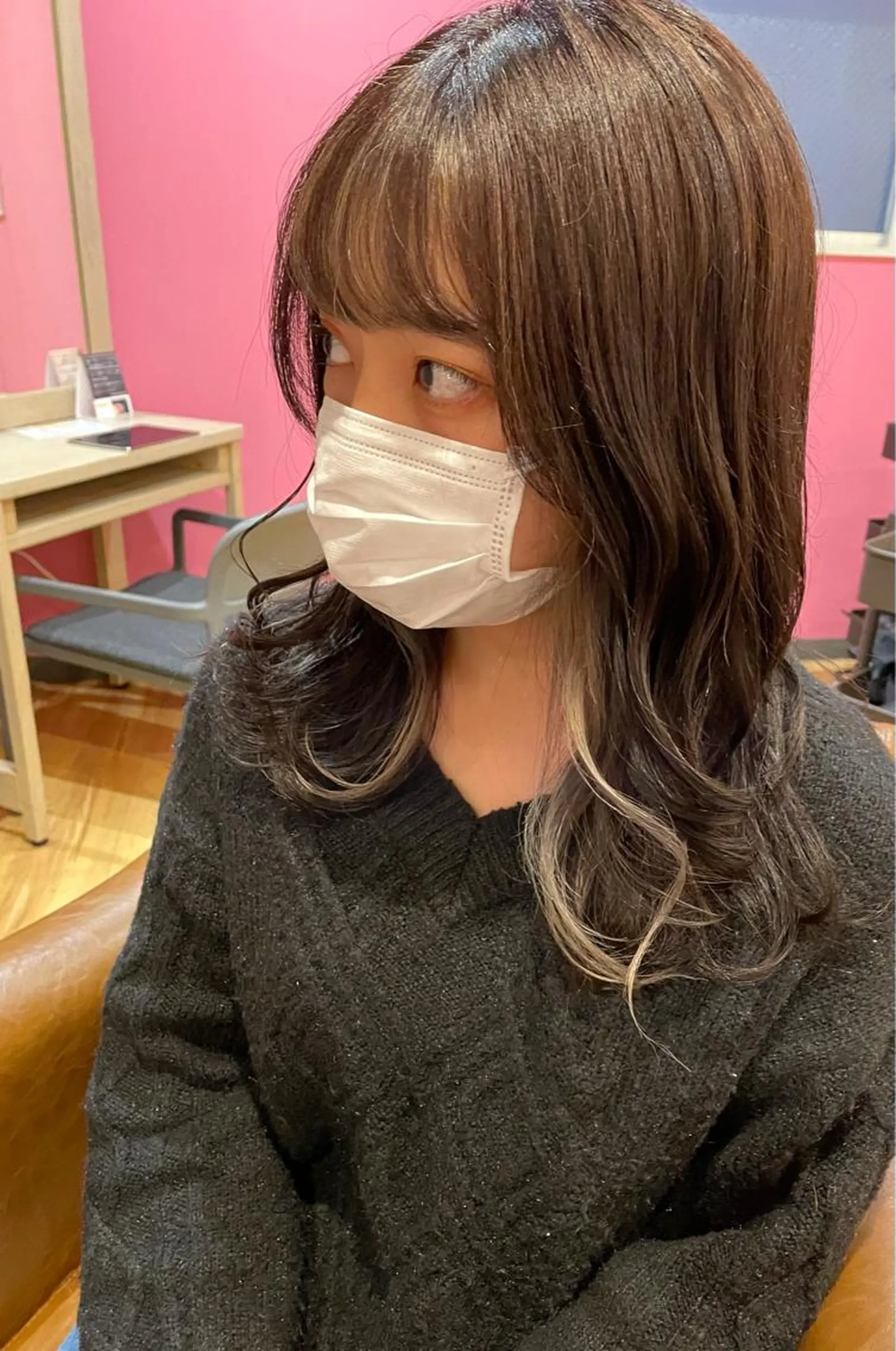セミロング カラー シルバー ホワイトシルバー ヘアカラー 北九州美容室 🕊️わかな✂︎のヘアスタイル