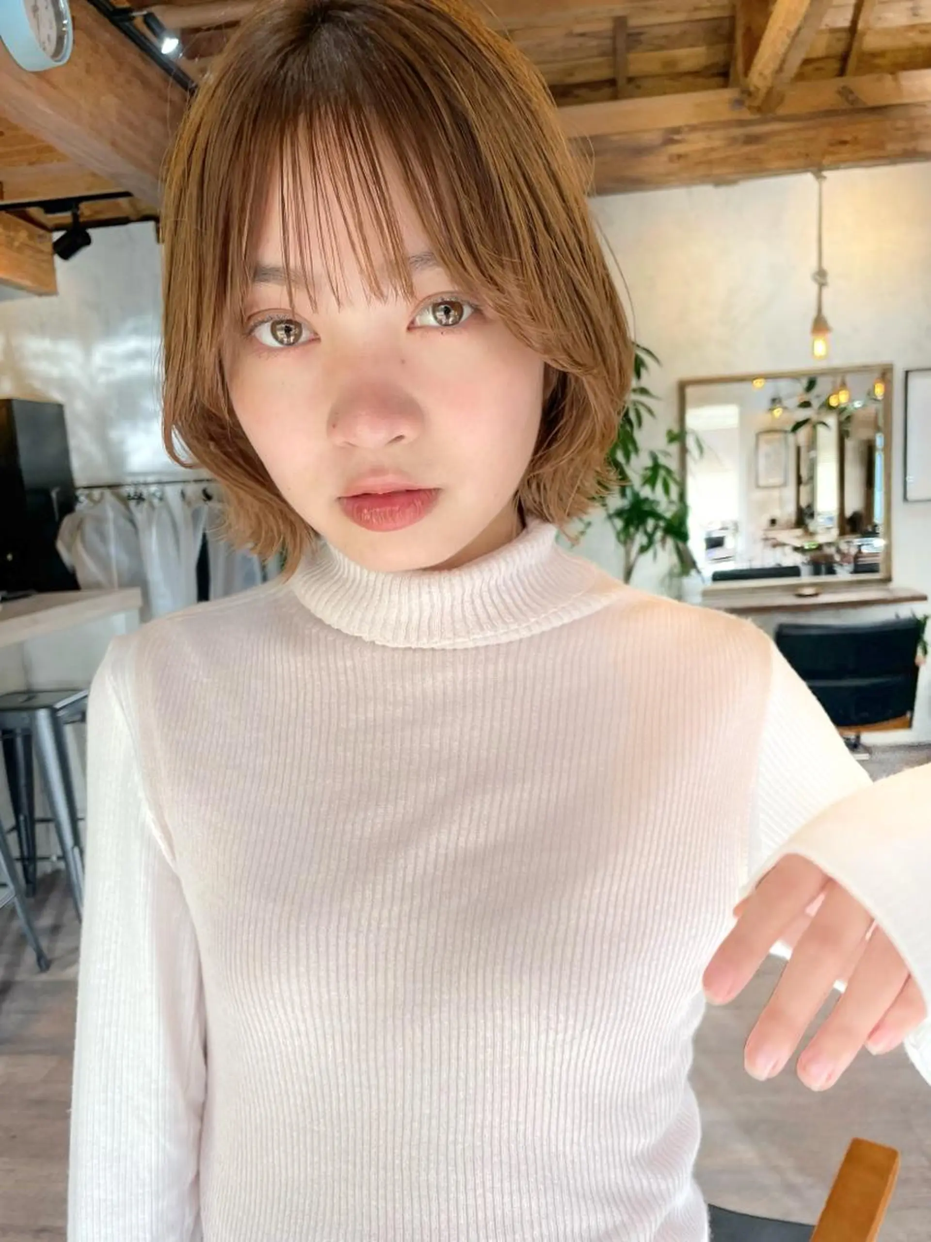 ショート カラー カット ヘアカラー トリートメント 結べるレイヤーボブ くびれLady表参道のヘアスタイル