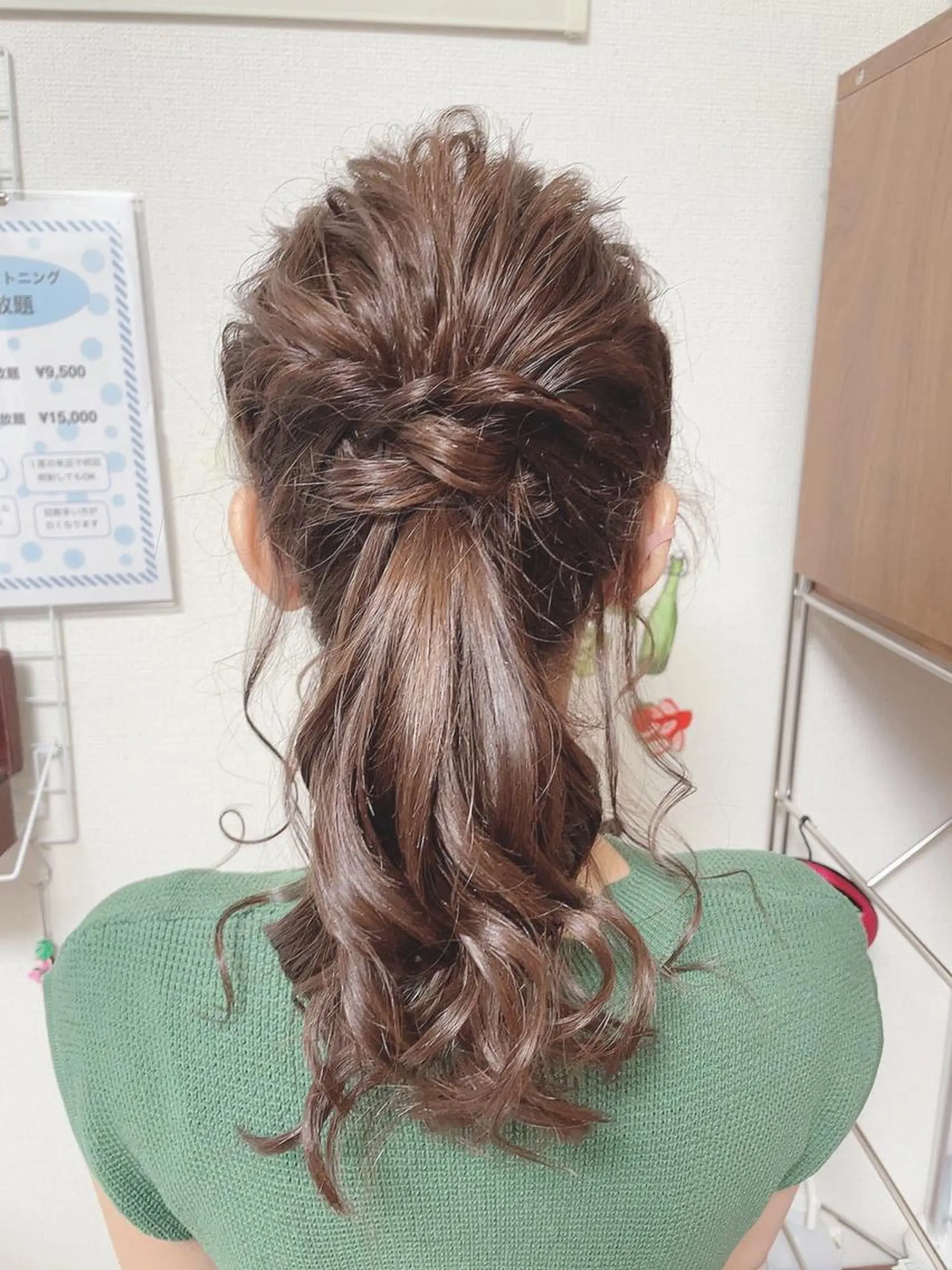 ヘアアレンジ ポニーテール イーチブライト EachBrightのその他イメージ